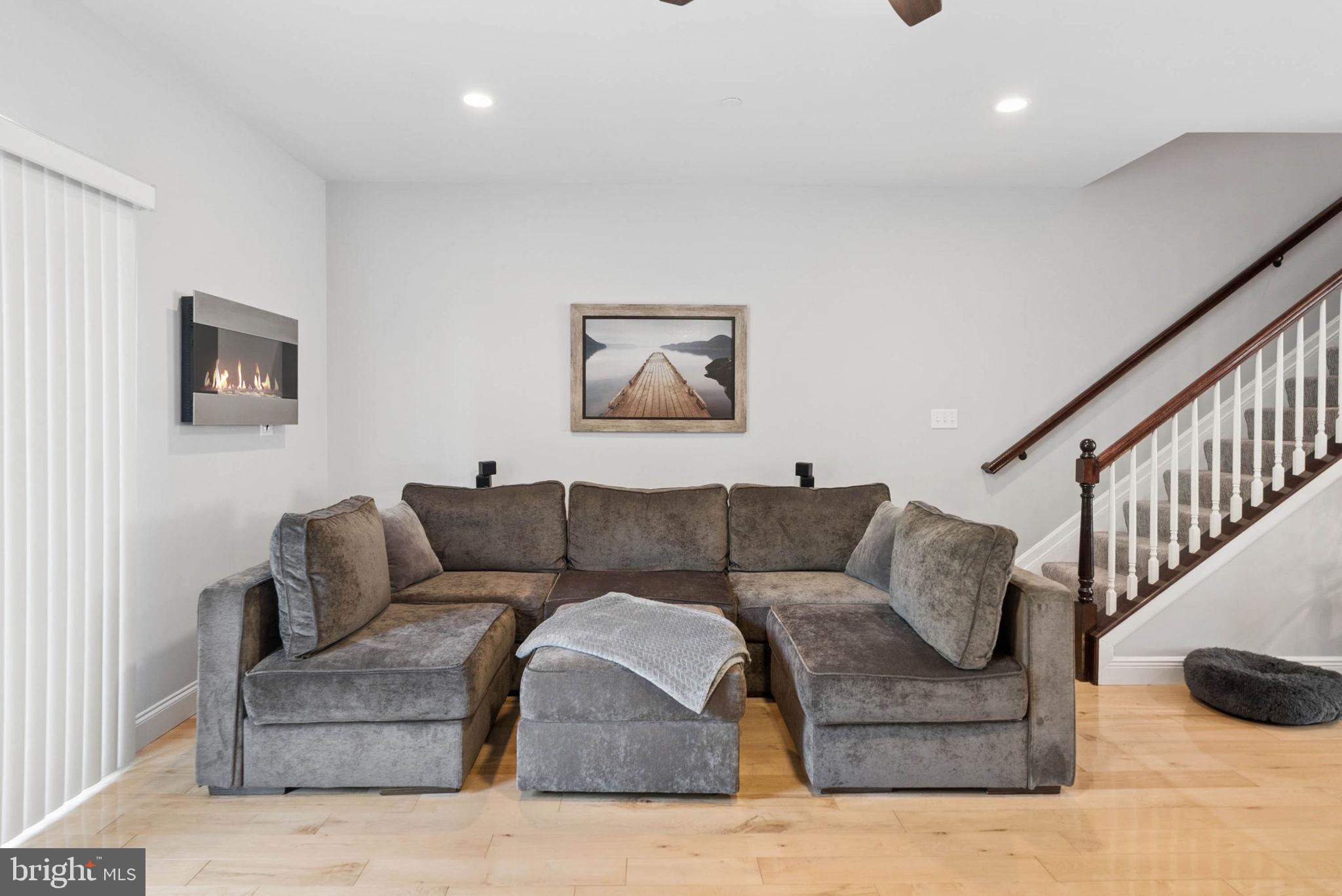 KIRK ACRES - Residential
