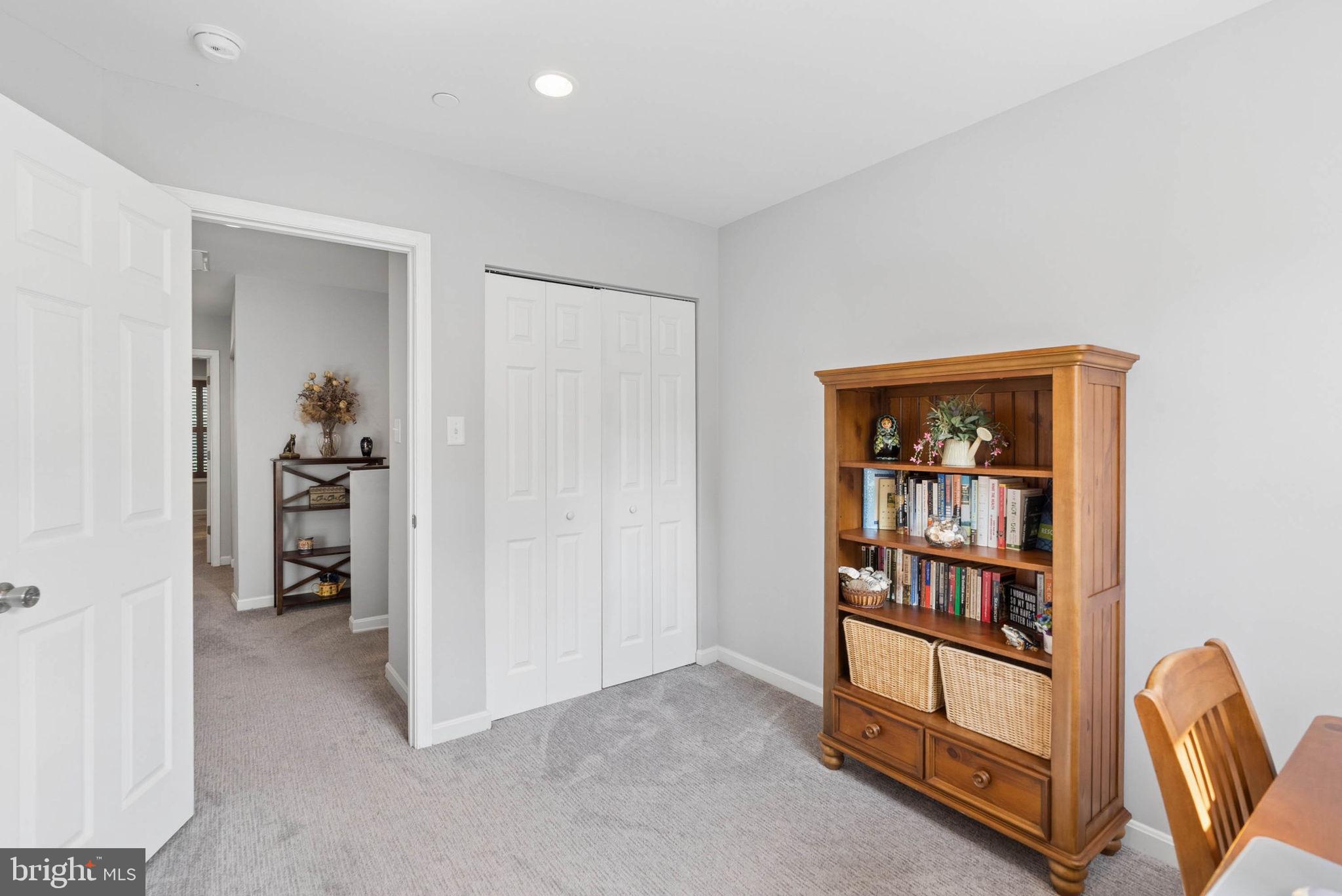 KIRK ACRES - Residential