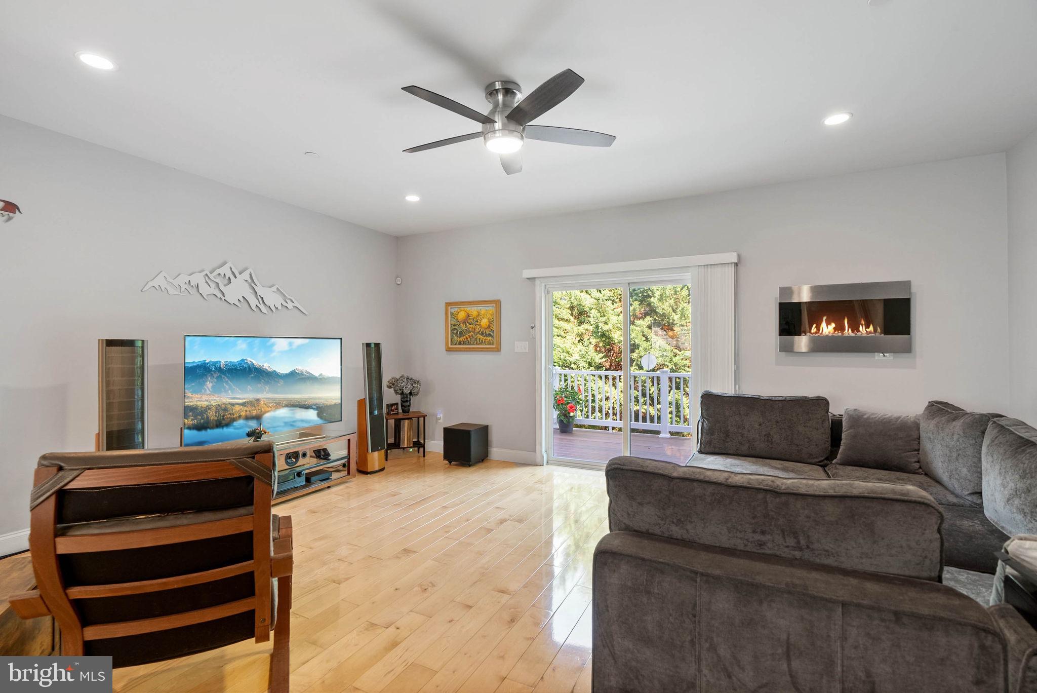 KIRK ACRES - Residential