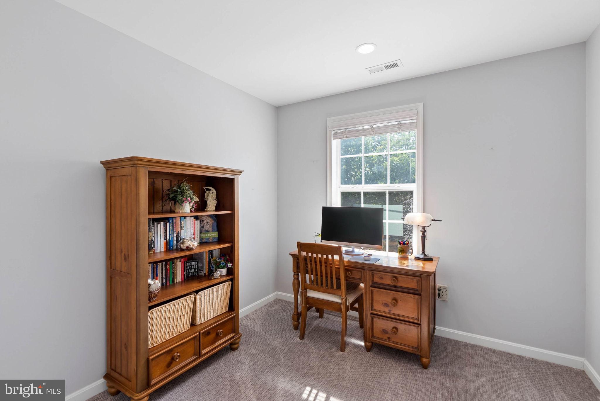 KIRK ACRES - Residential