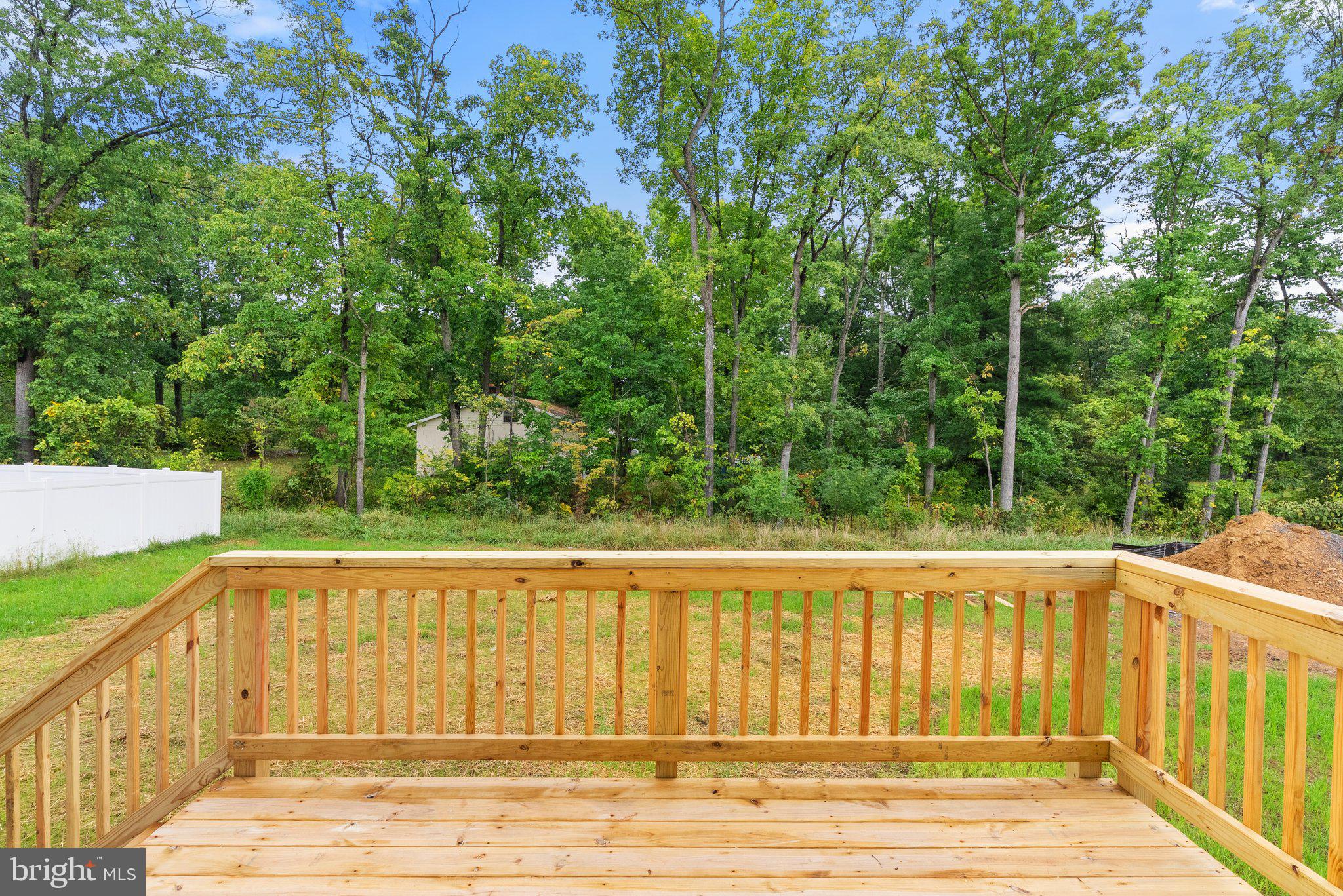 MIDDLE CREEK VISTAS - Residential