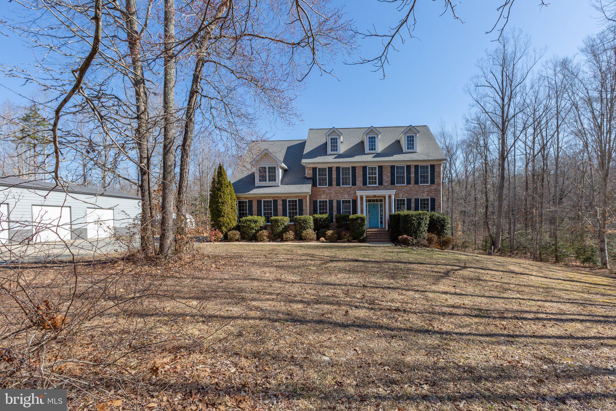 ESTATES AT ROBERTS POND - Residential