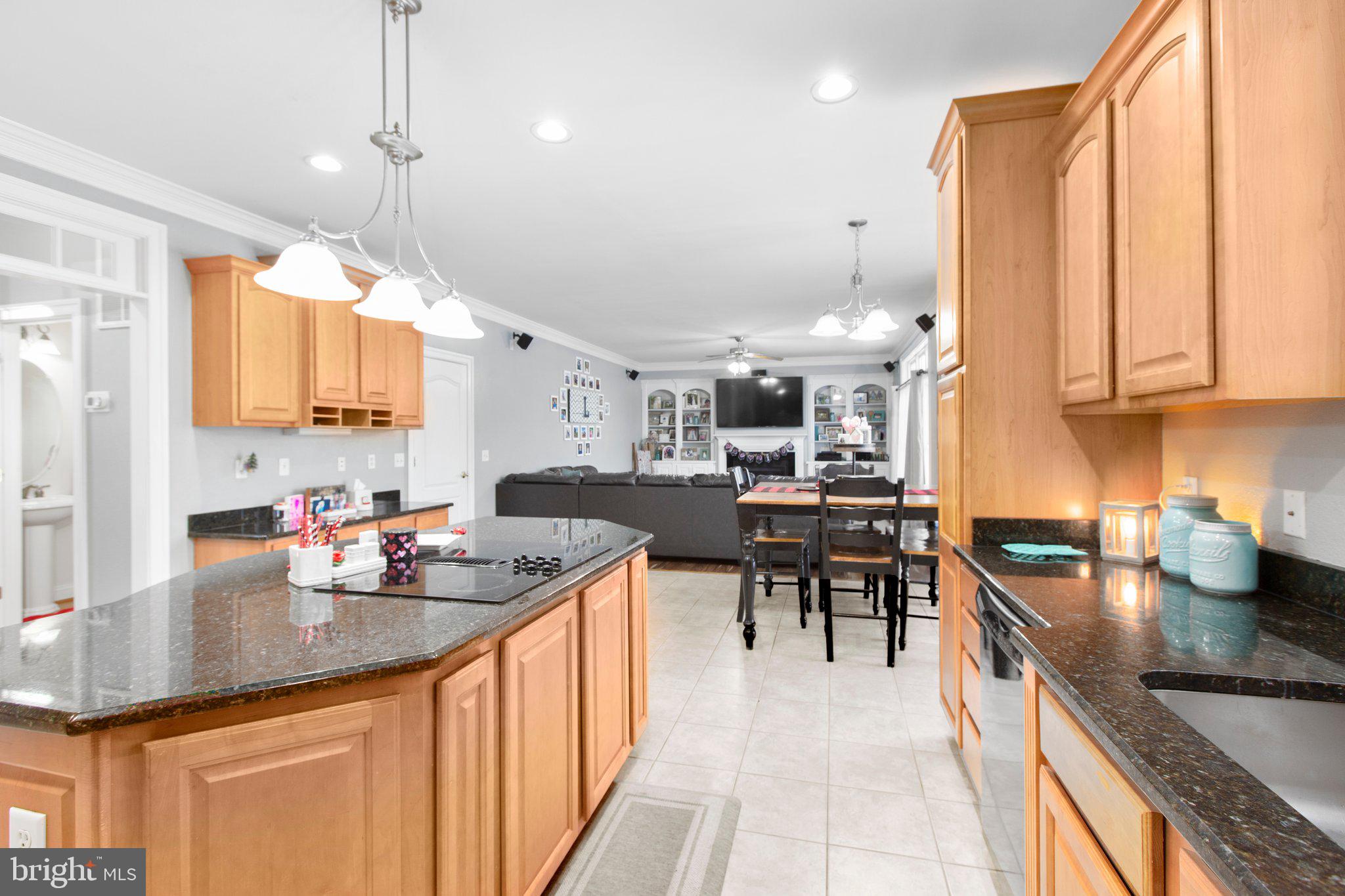 ESTATES AT ROBERTS POND - Residential