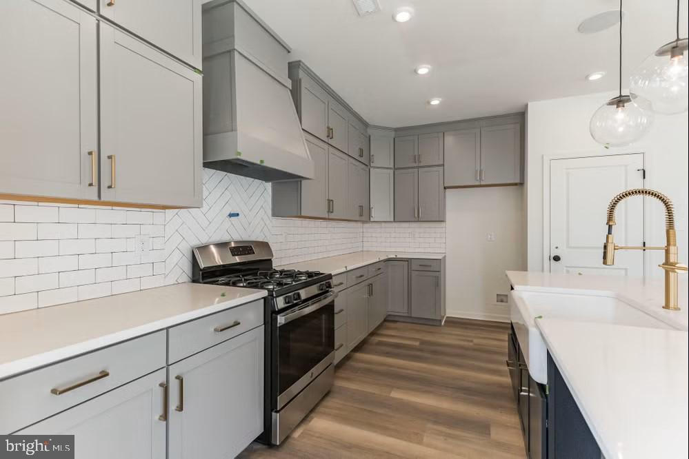 GREAT BOHEMIA MANO - Residential