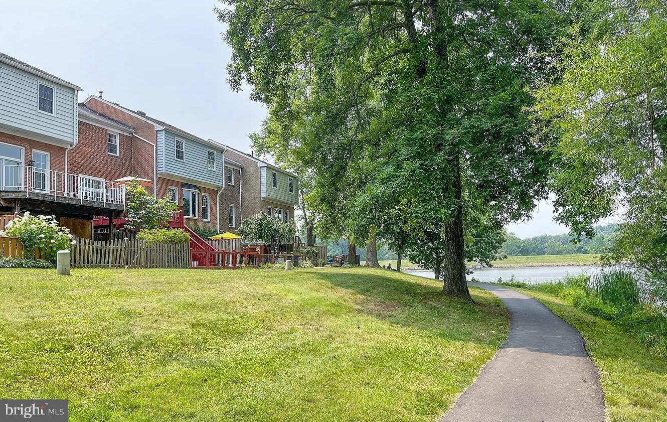 LAKE BRADDOCK - Residential Lease