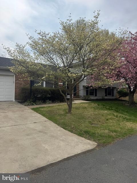 Cozy, charming, sunny, 4-bedroom, 3.5-bath split level home with screened-in deck and wide back yard, next door to a spacious walking path. 2-car garage and walk-out basement. Located on cul-de-sac, offering privacy. Close to the Herndon-Monroe Silver Line metro station and Reston Town Center. Property will be updated with new flooring and paint. Districted to excellent FCPS schools with language immersion and GT programs.

Showings will be available by appointment only.

Renter is responsible for all utilities.