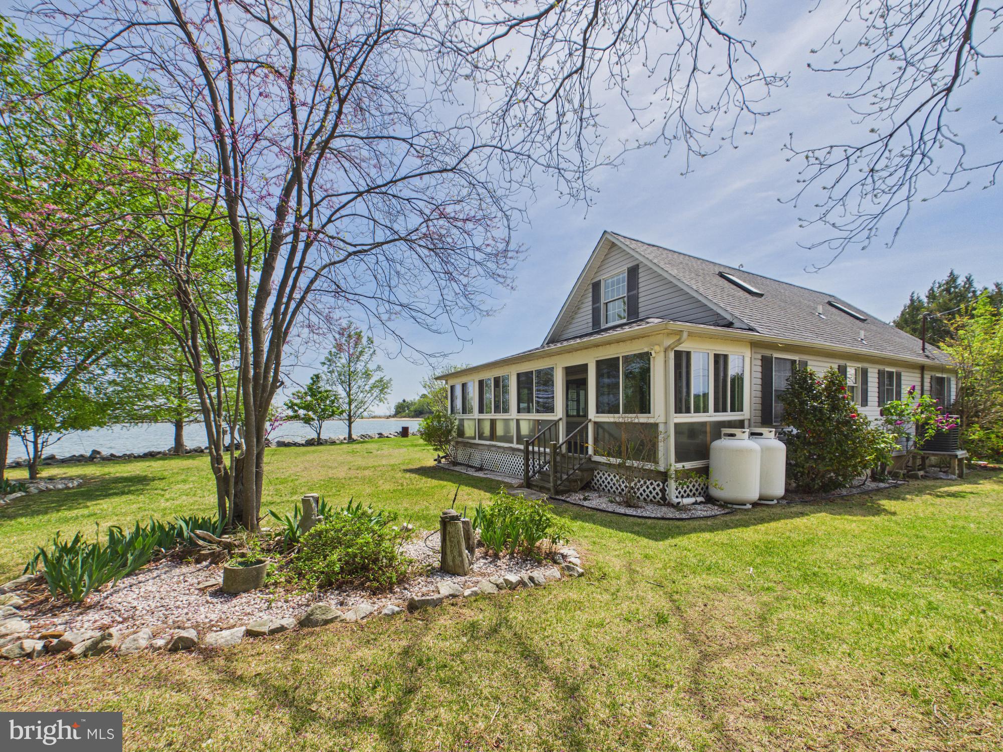 ST GEORGE ISLAND - Residential