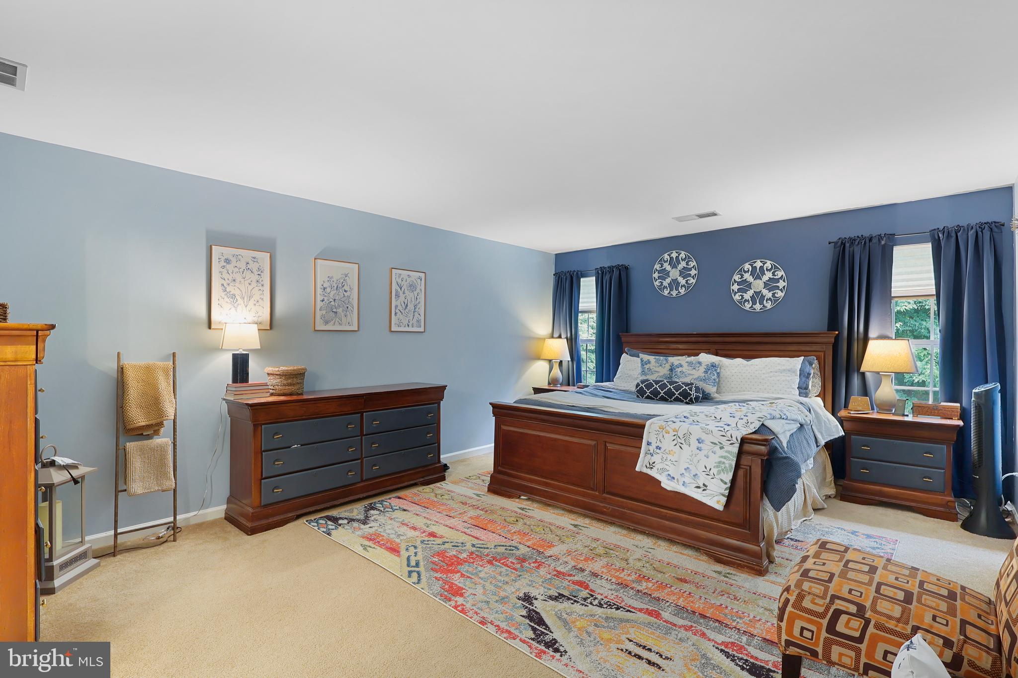 COUNTRY CLUB ESTATES - Residential