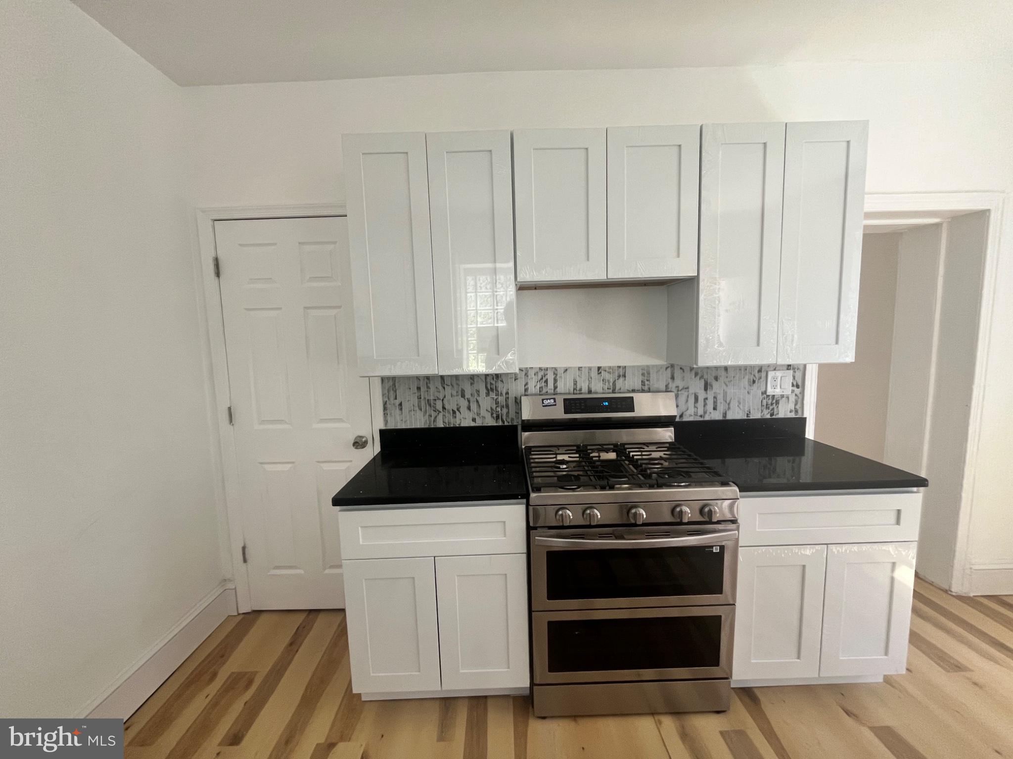 FERN ROCK - Residential