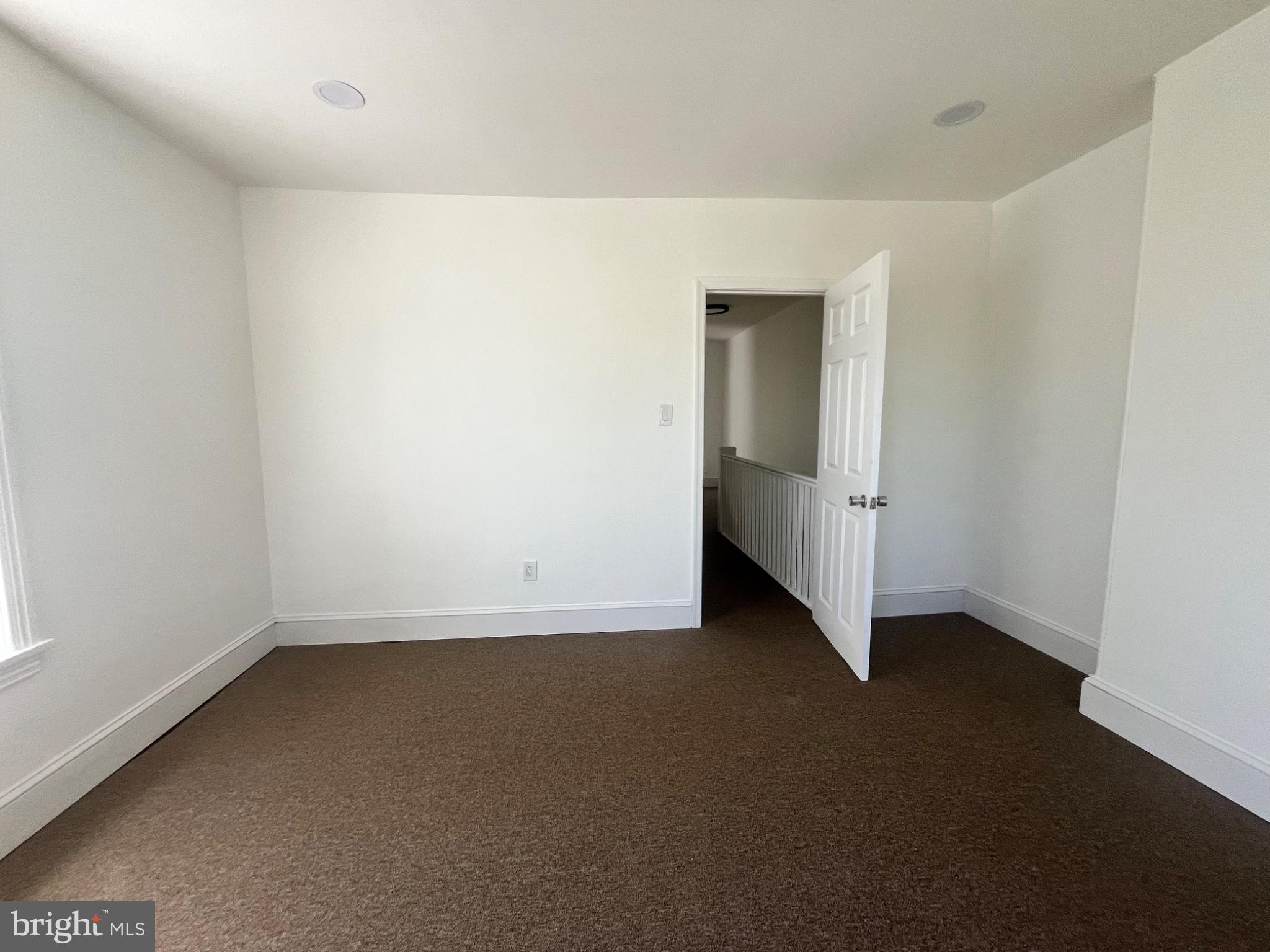 FERN ROCK - Residential