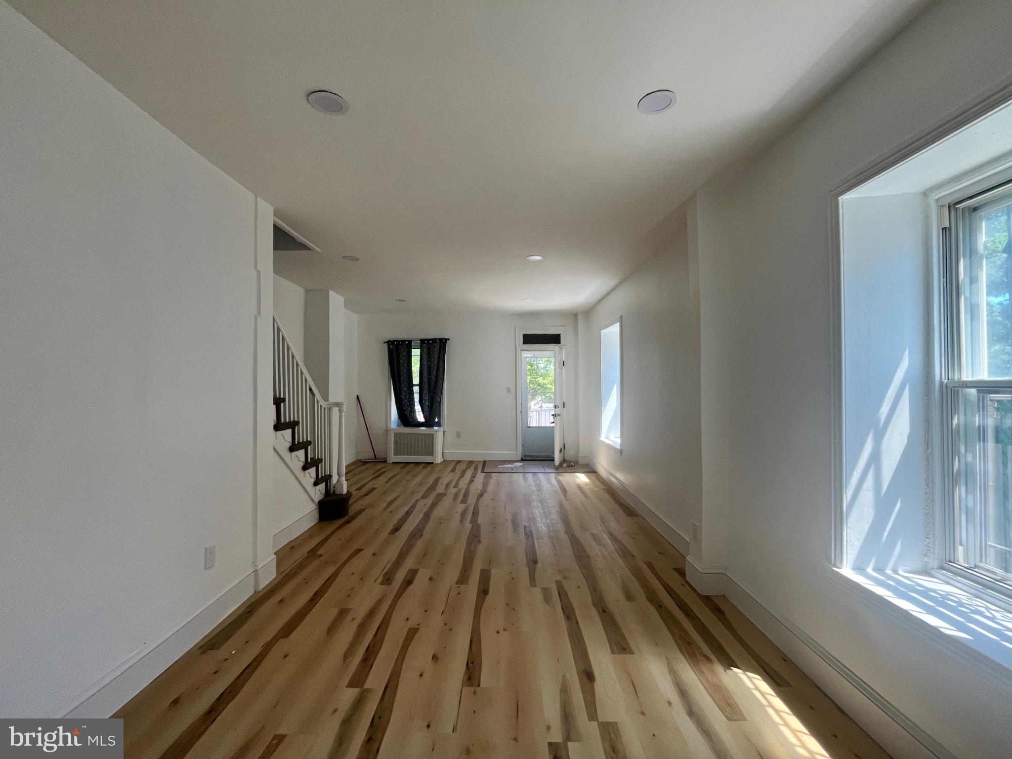 FERN ROCK - Residential