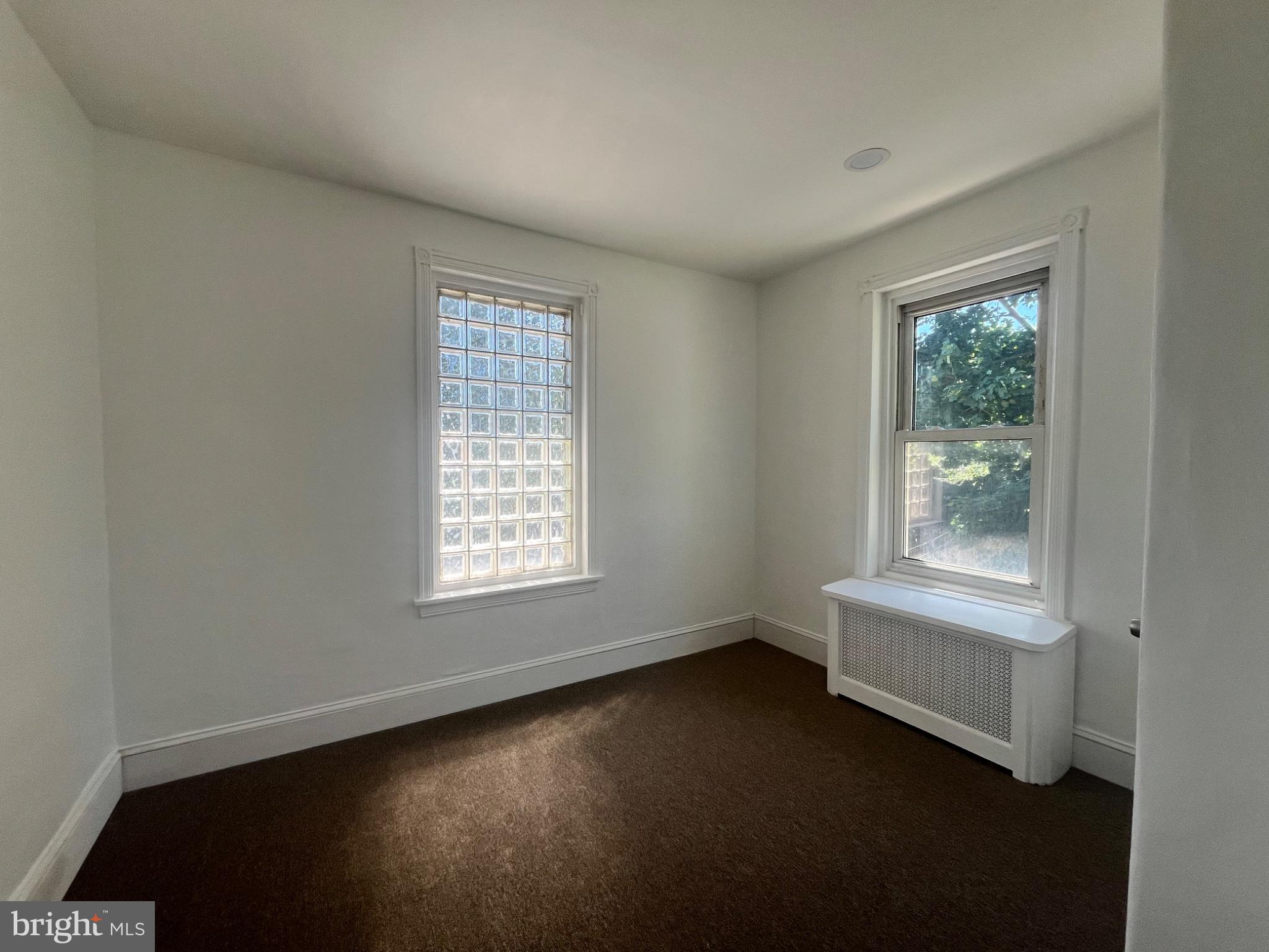 FERN ROCK - Residential