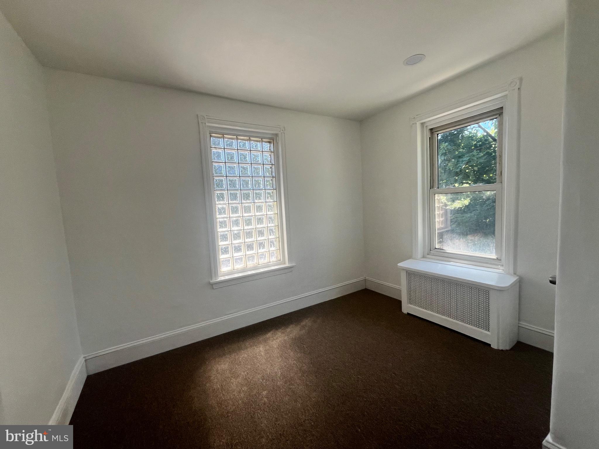 FERN ROCK - Residential