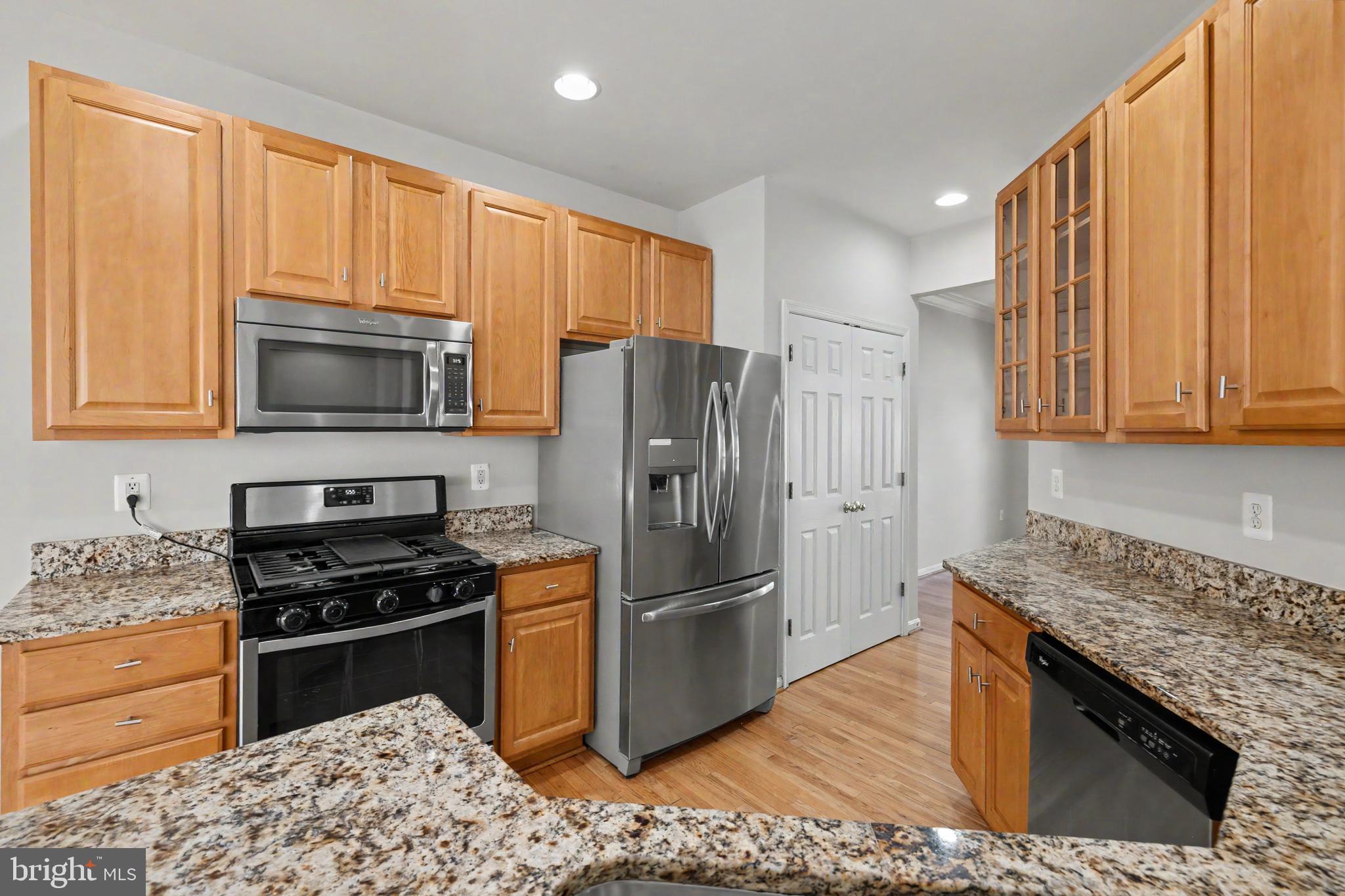 POTOMAC LAKES - Residential