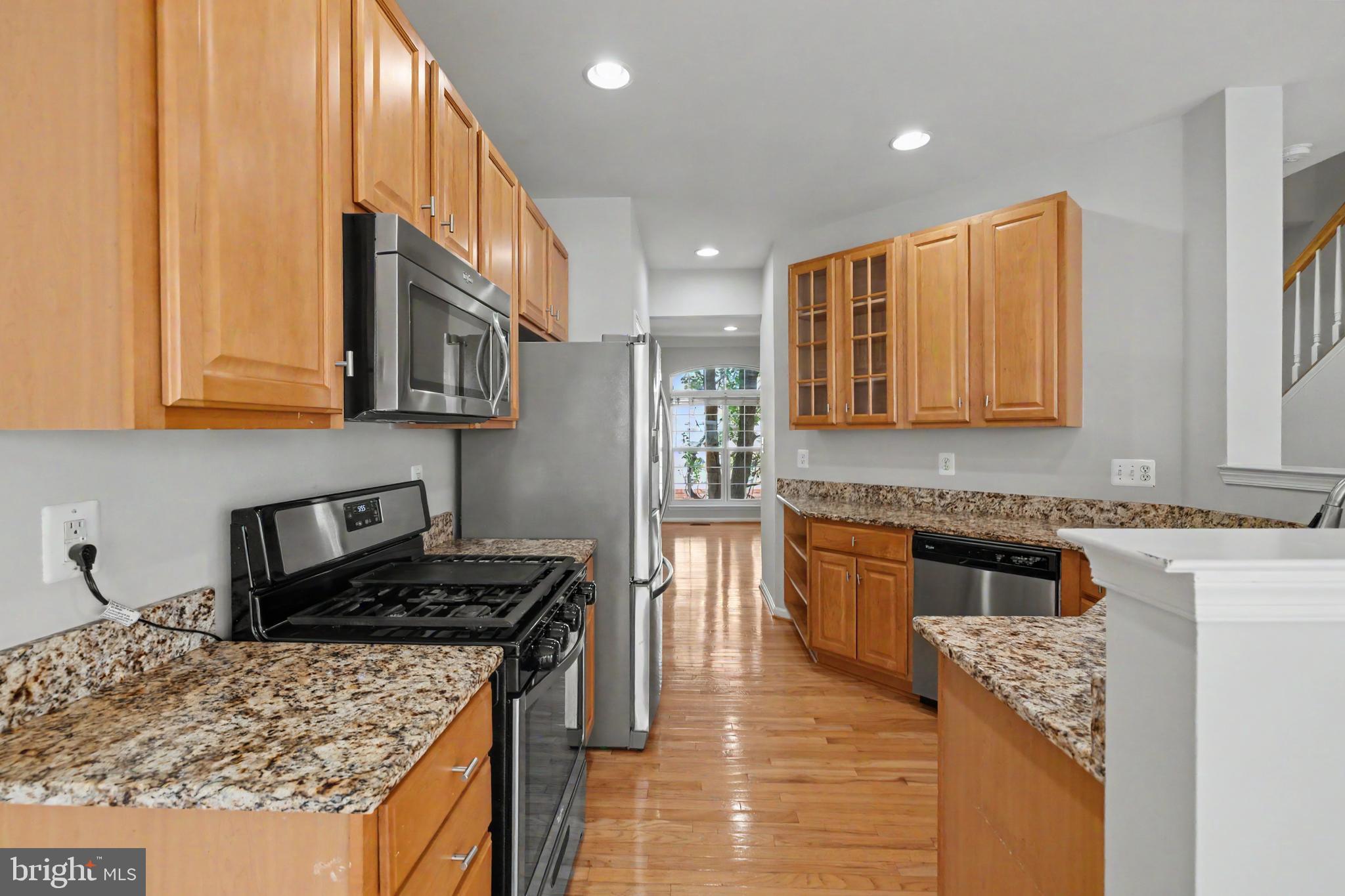 POTOMAC LAKES - Residential