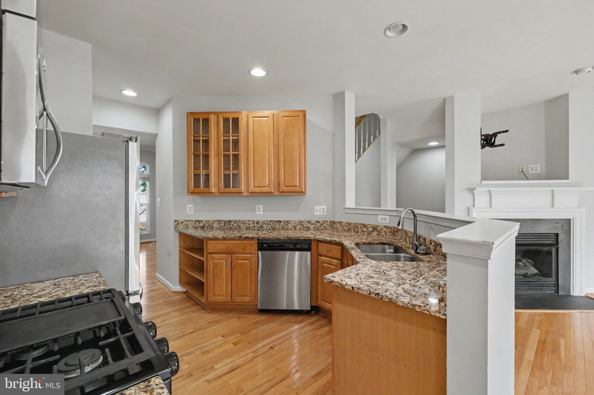 POTOMAC LAKES - Residential