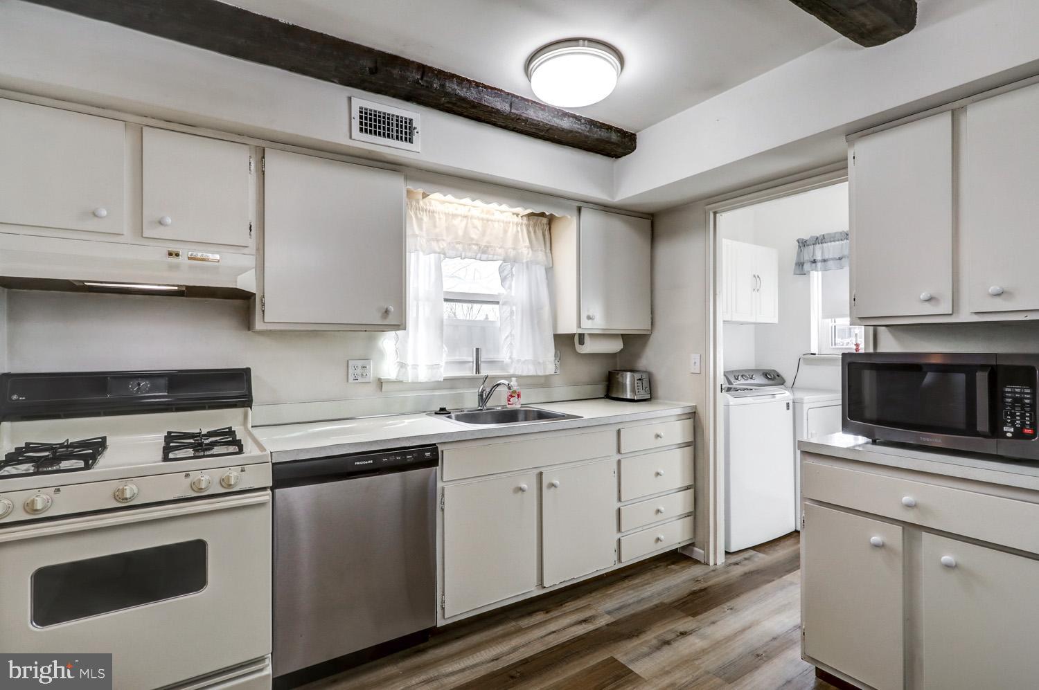 VALLEYBROOK ESTATES - Residential