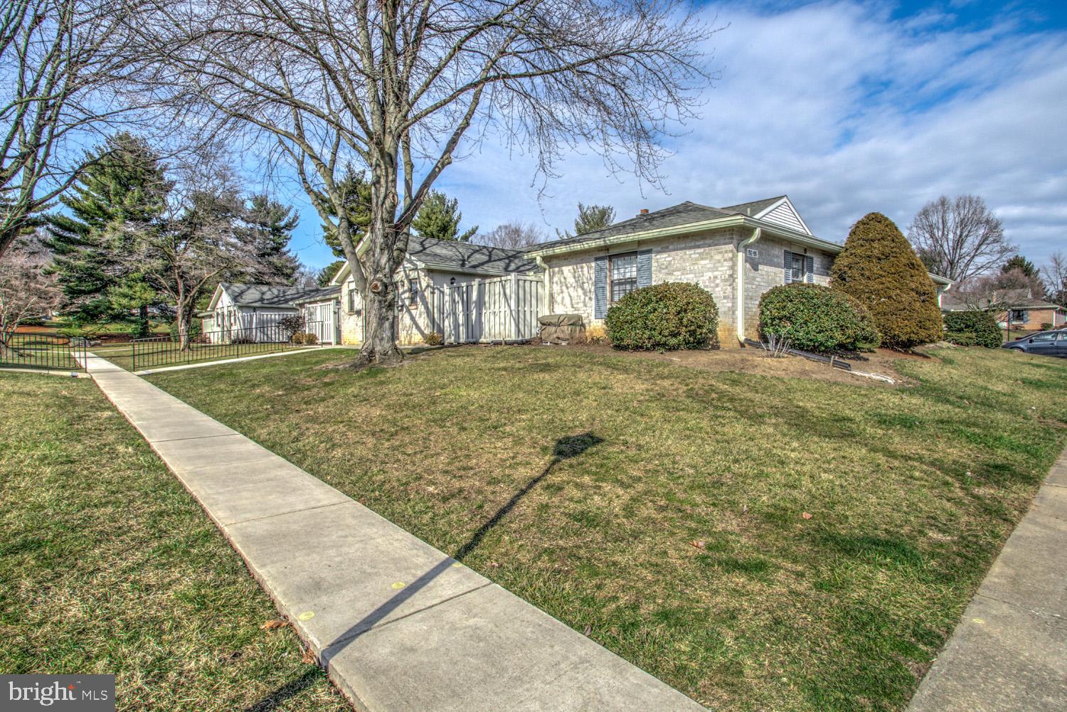VALLEYBROOK ESTATES - Residential