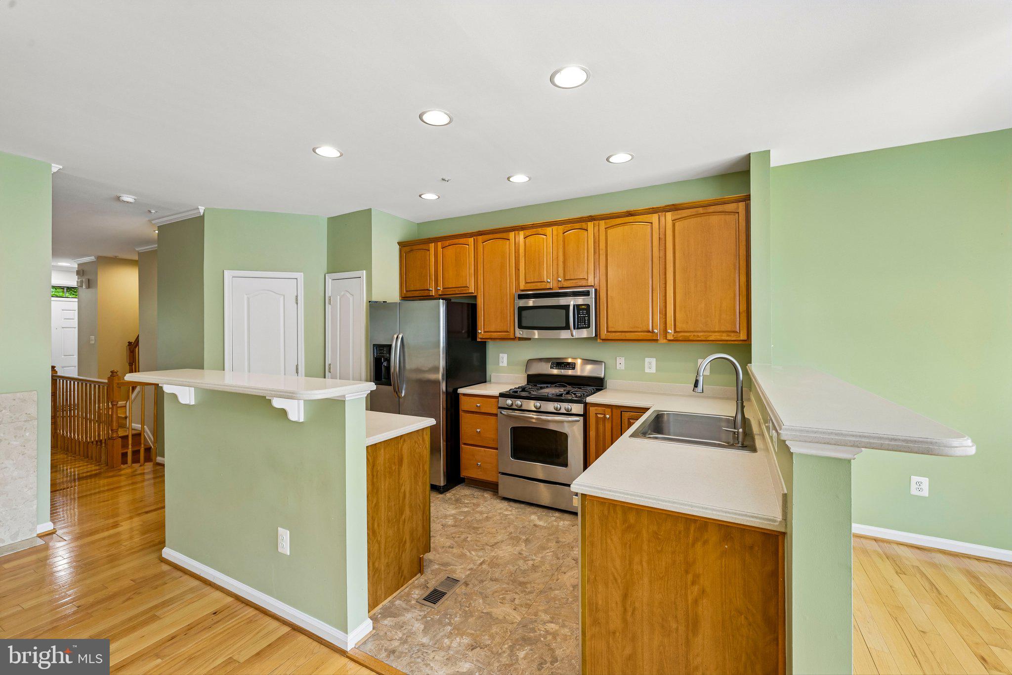 GOVERNORS GRANT - Residential
