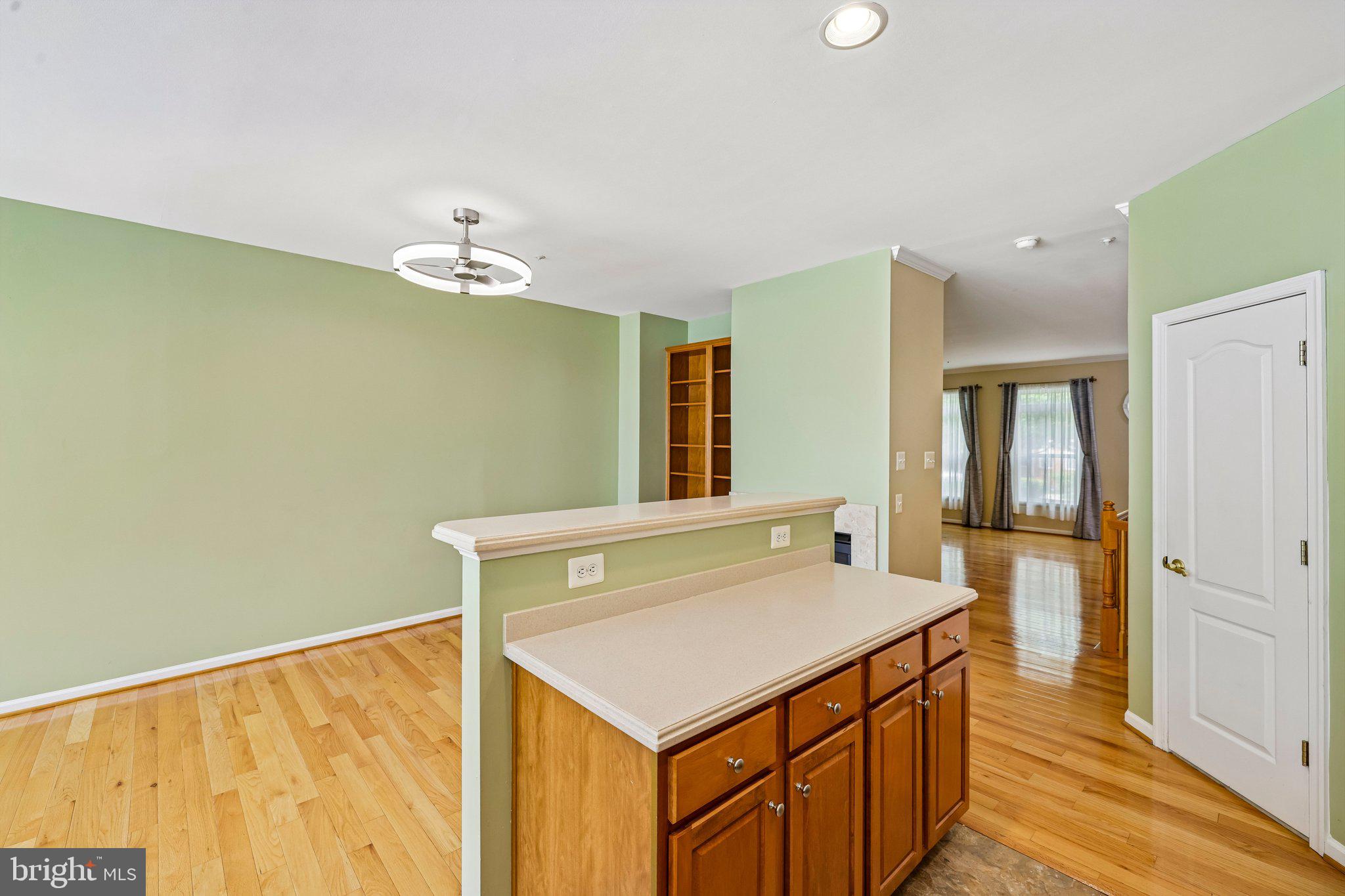 GOVERNORS GRANT - Residential
