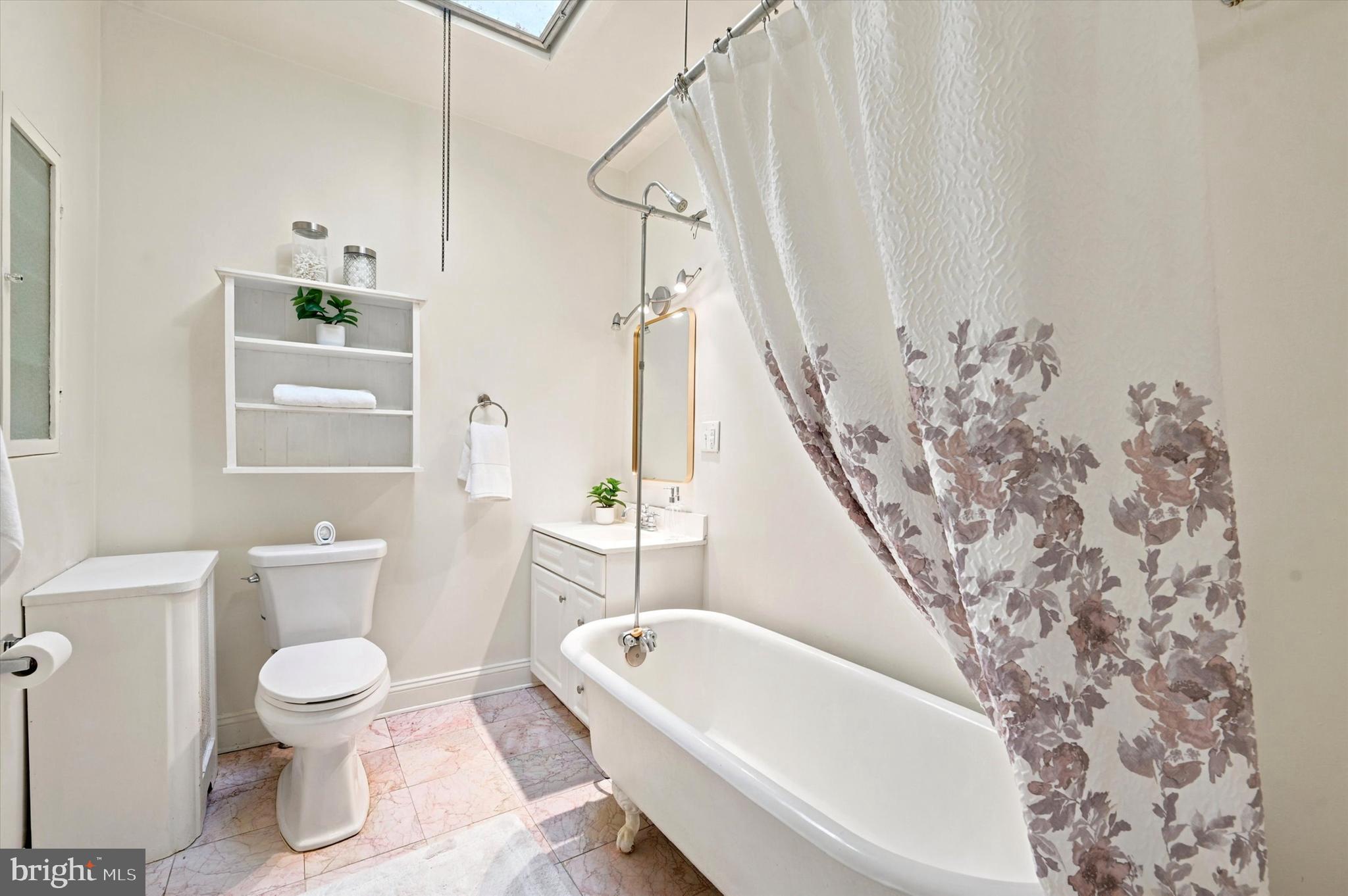 WHITMAN - Residential