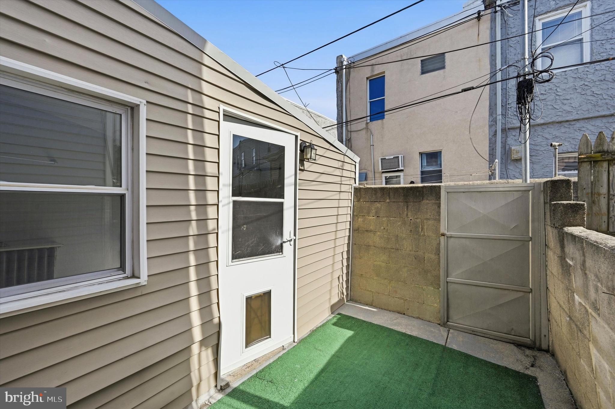 WHITMAN - Residential