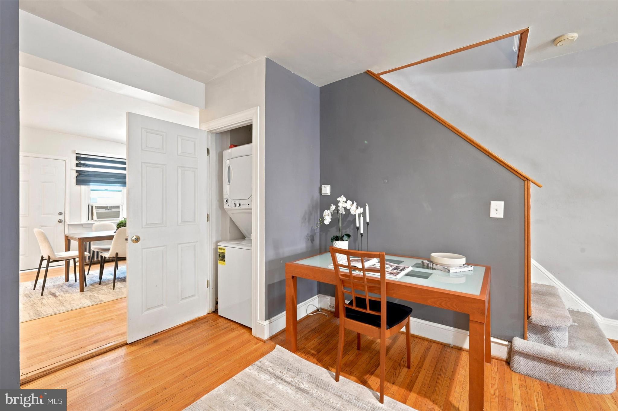 WHITMAN - Residential