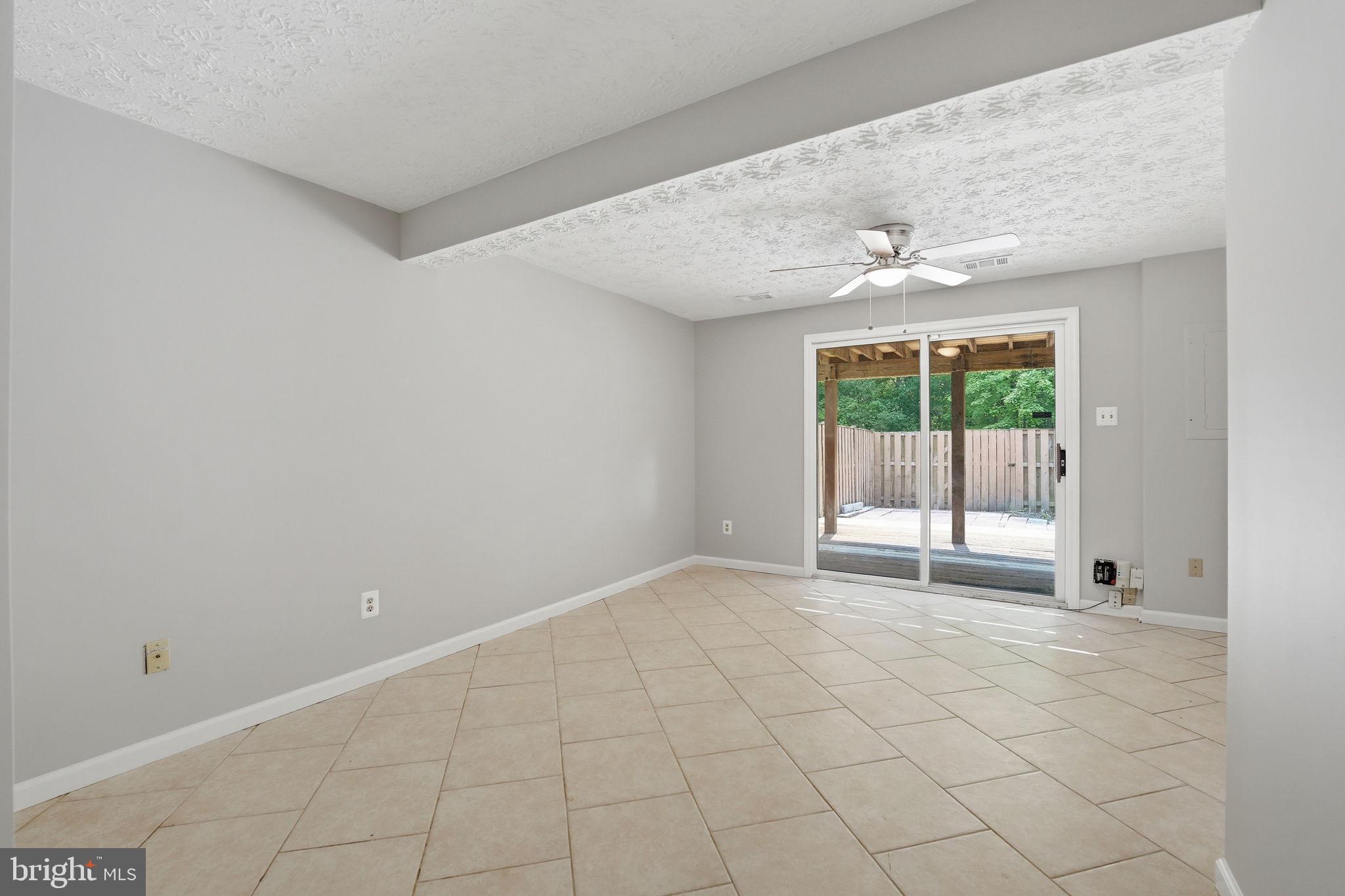 NEWINGTON COMMONS - Residential