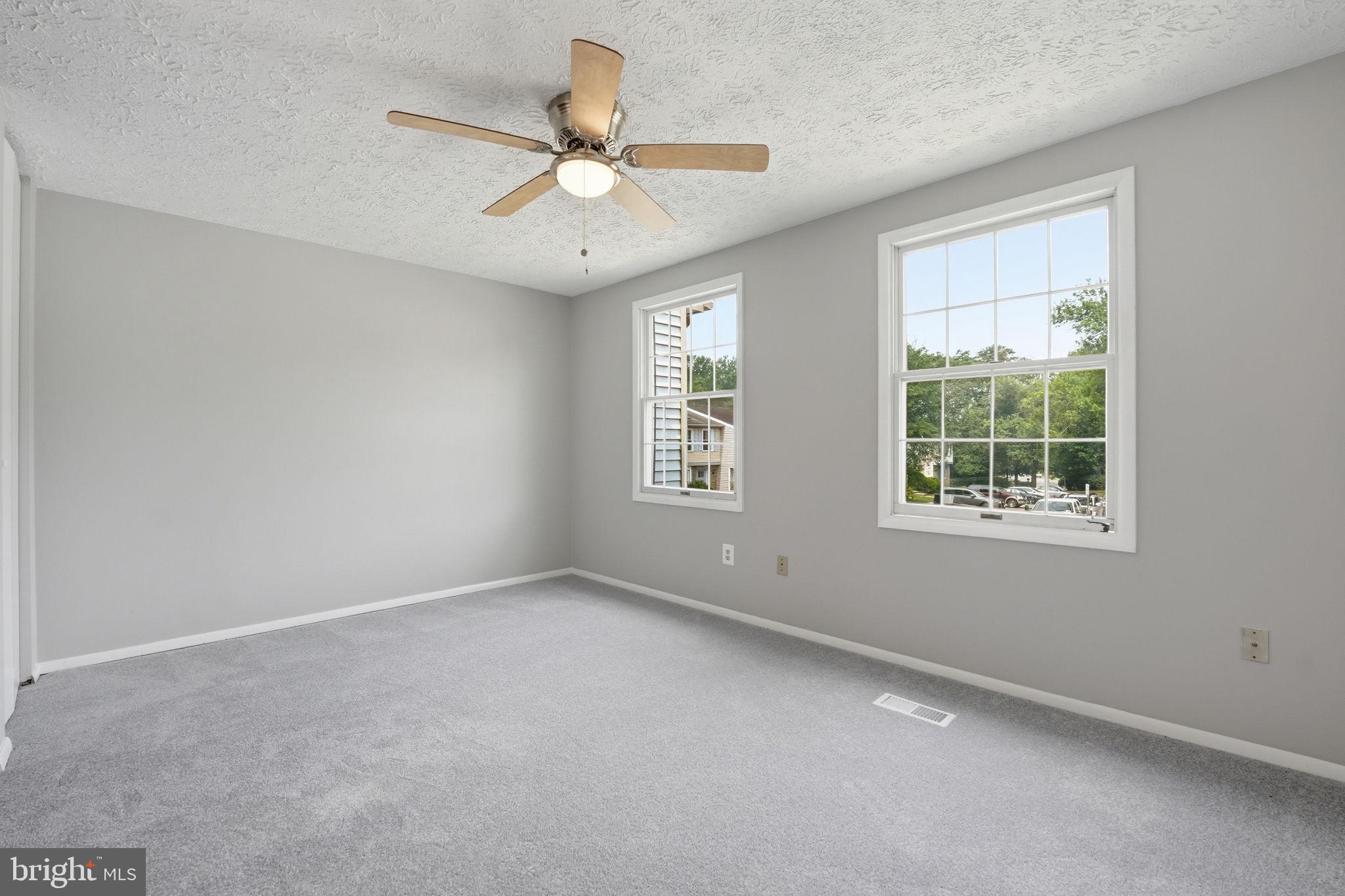 NEWINGTON COMMONS - Residential