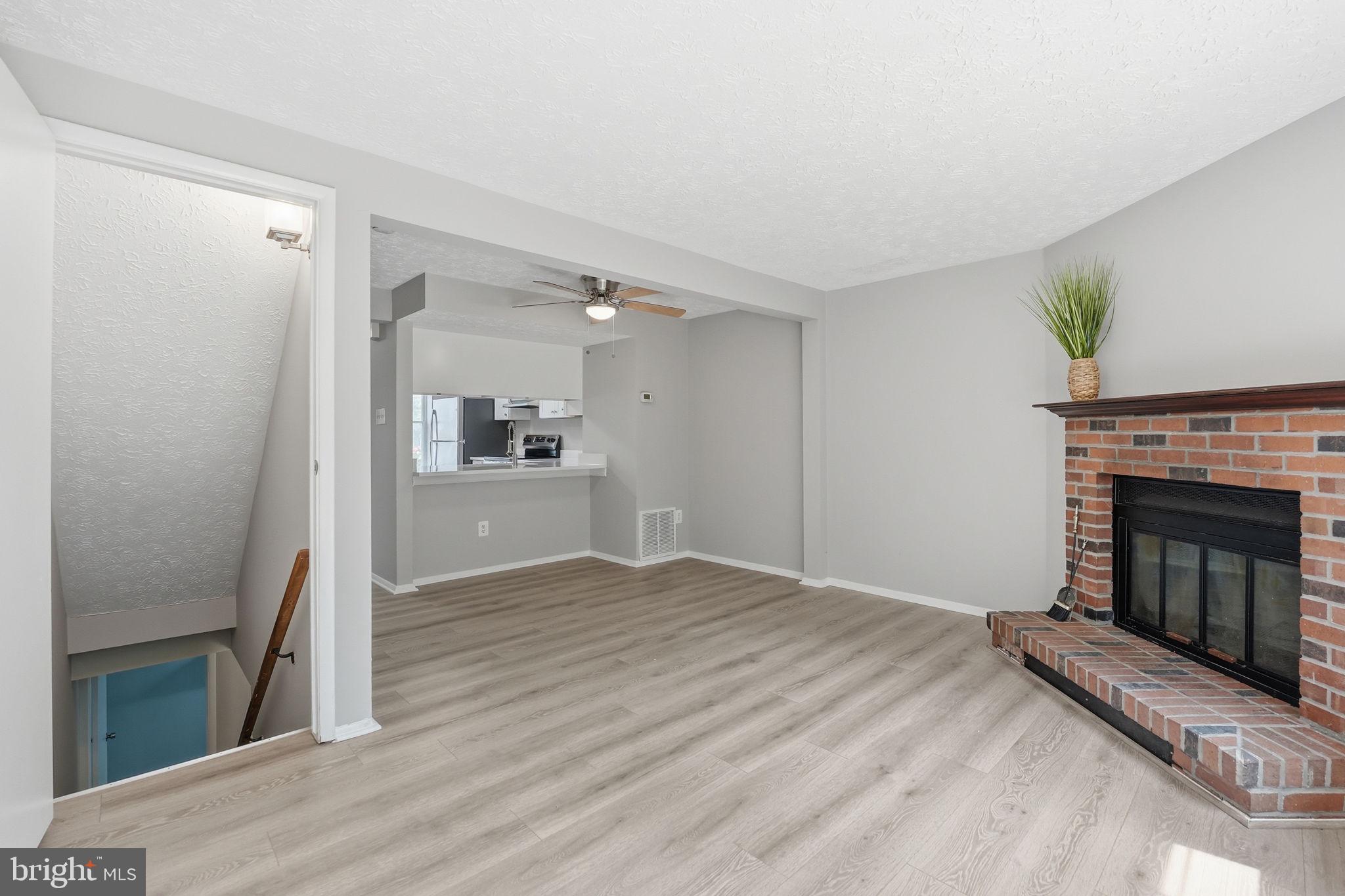 NEWINGTON COMMONS - Residential