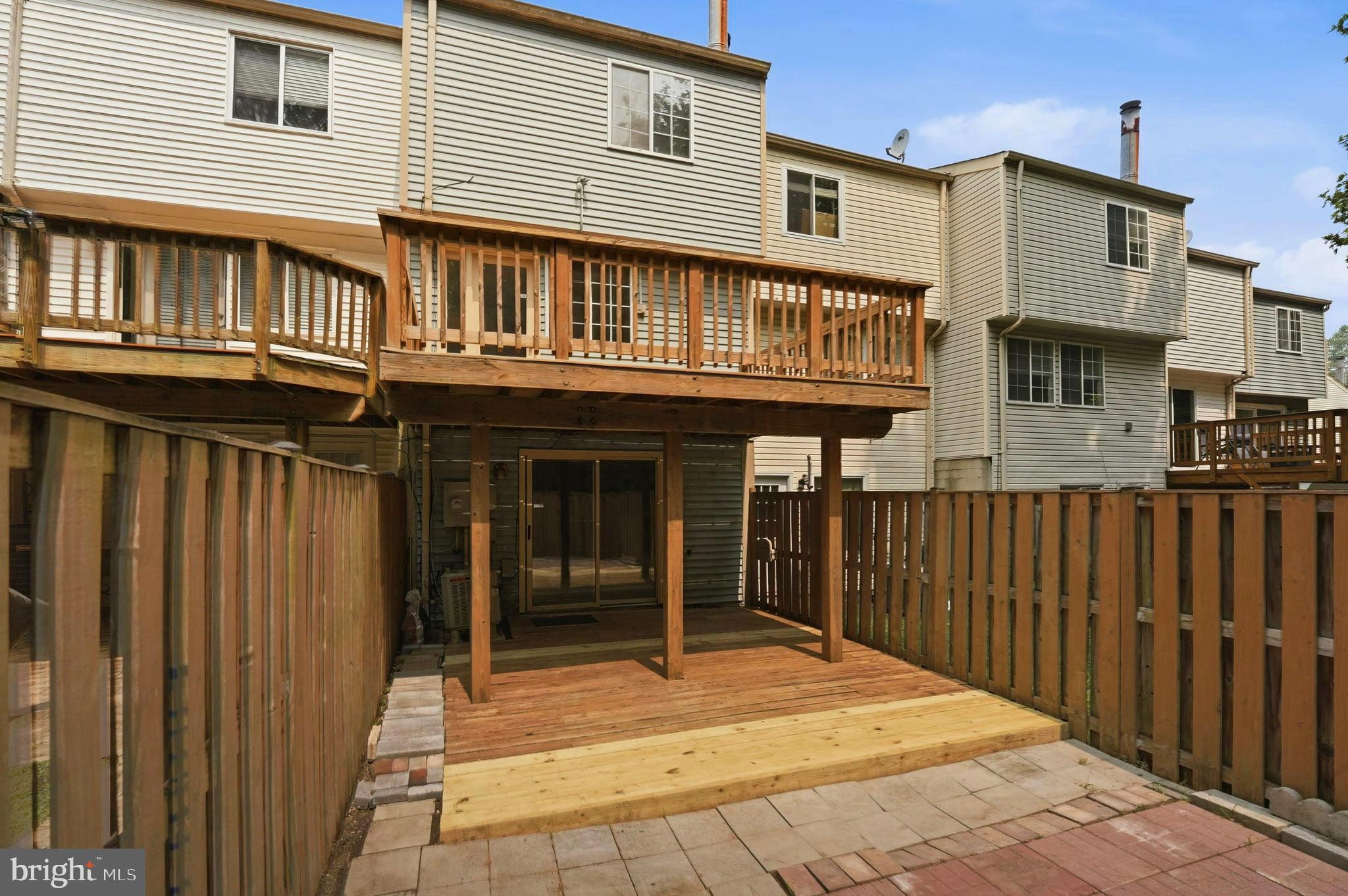 NEWINGTON COMMONS - Residential