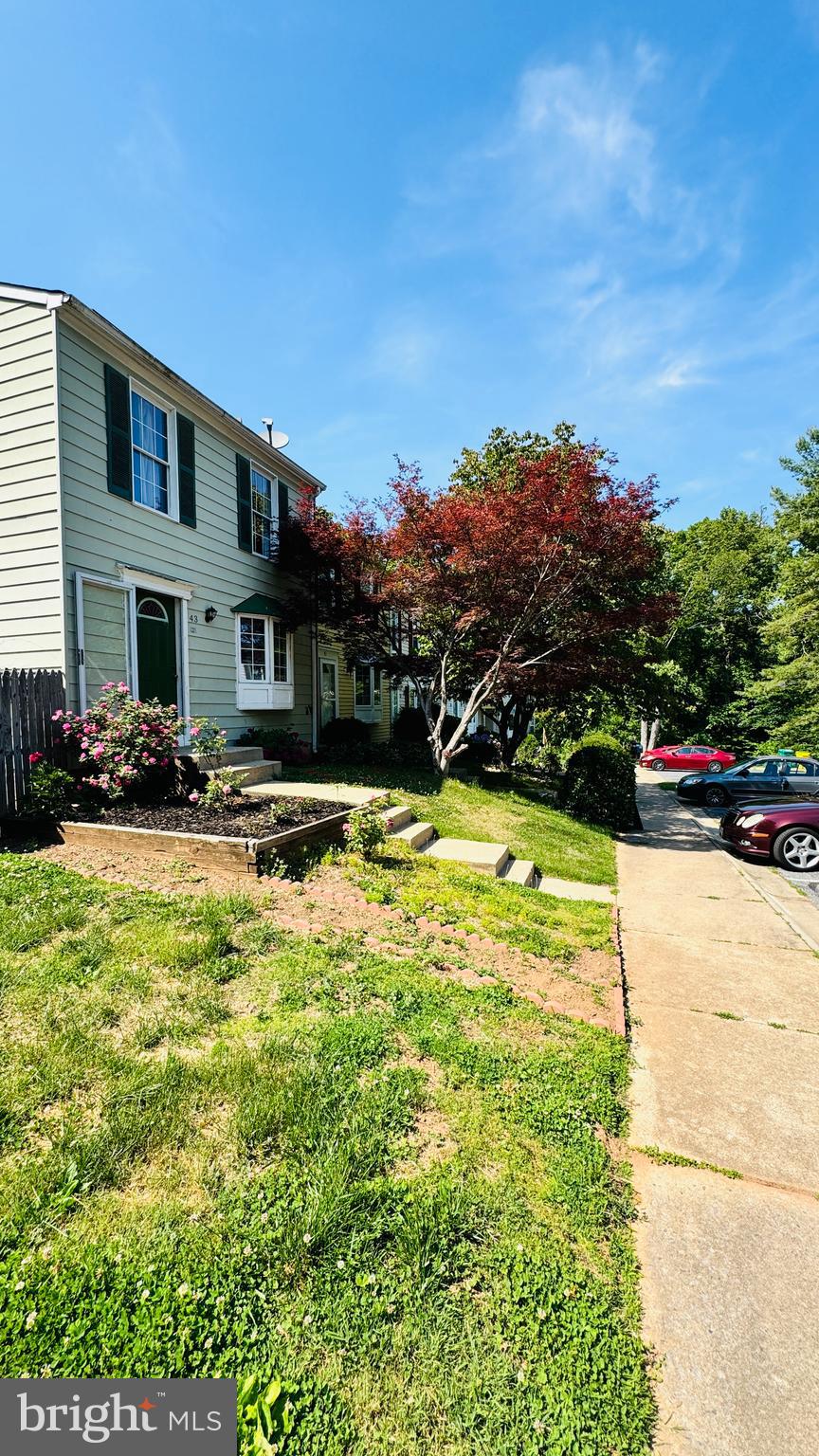 MINERAL SPRINGS VILL TH - Residential