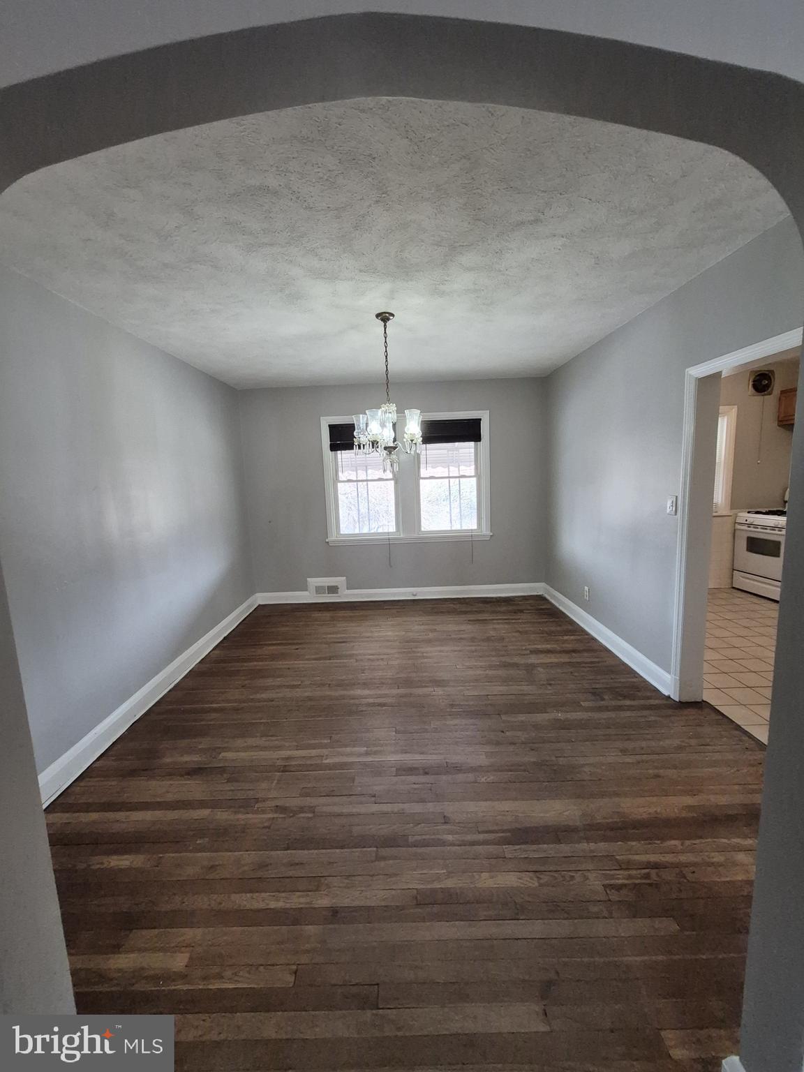 WEST HILLS - Residential