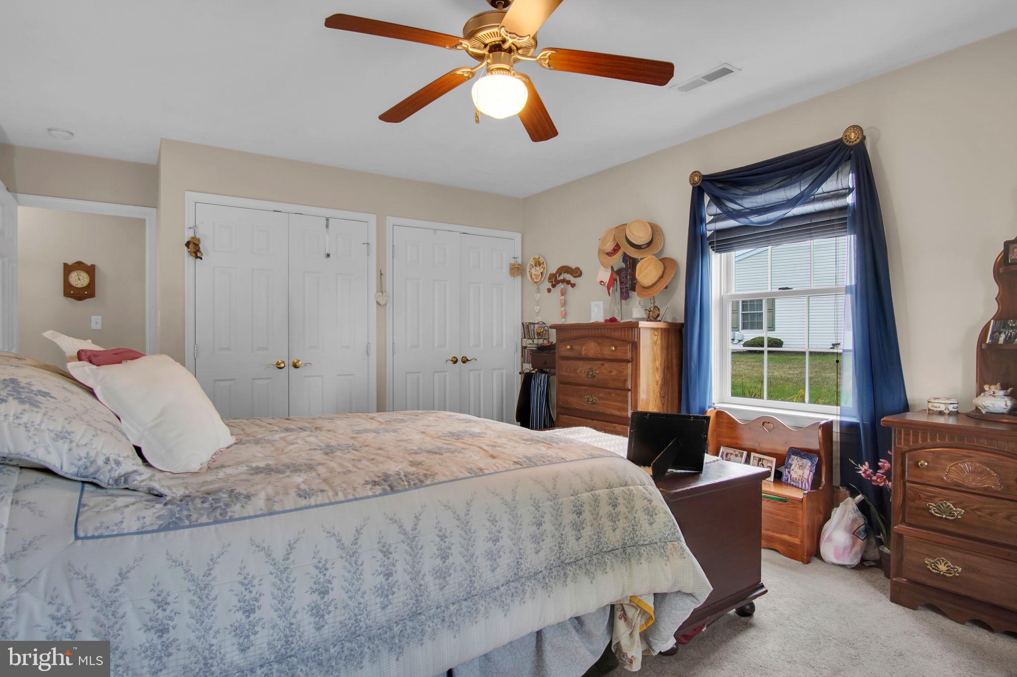 ROTH'S FARM VILLAGE - Residential