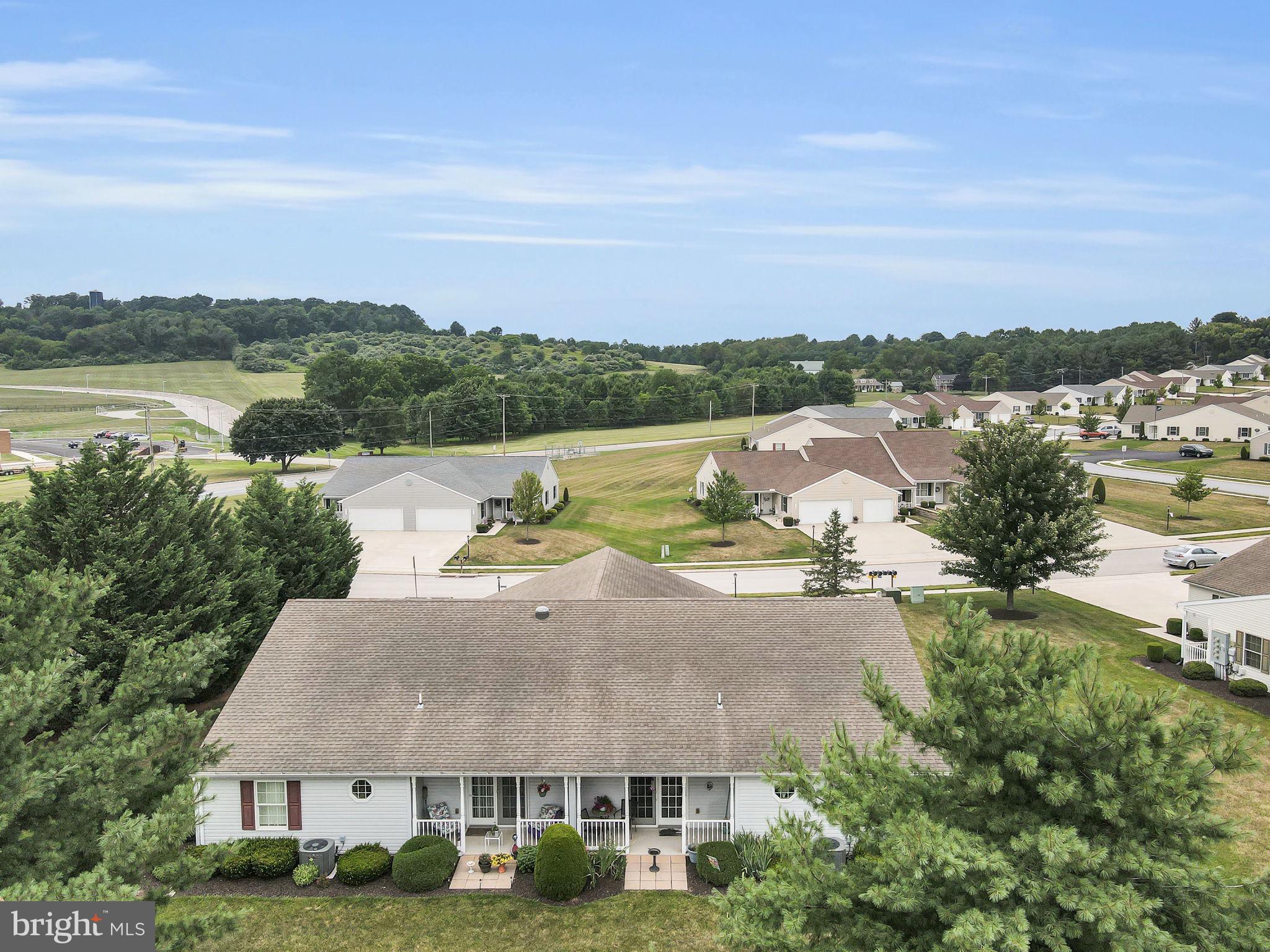 ROTH'S FARM VILLAGE - Residential