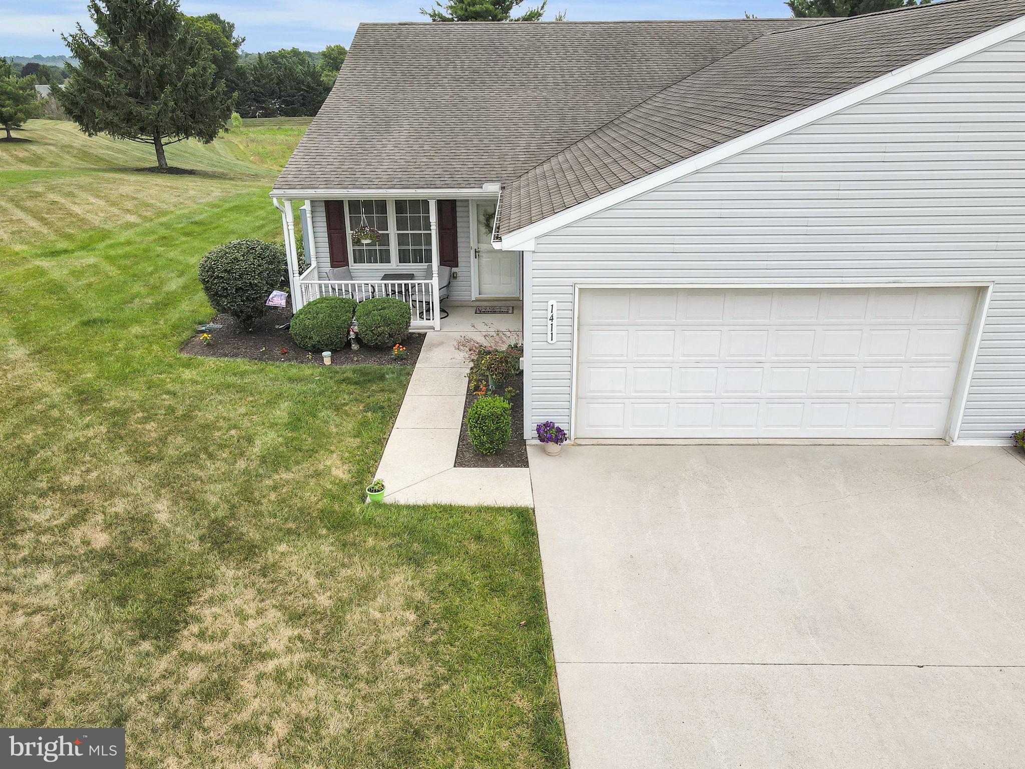 ROTH'S FARM VILLAGE - Residential