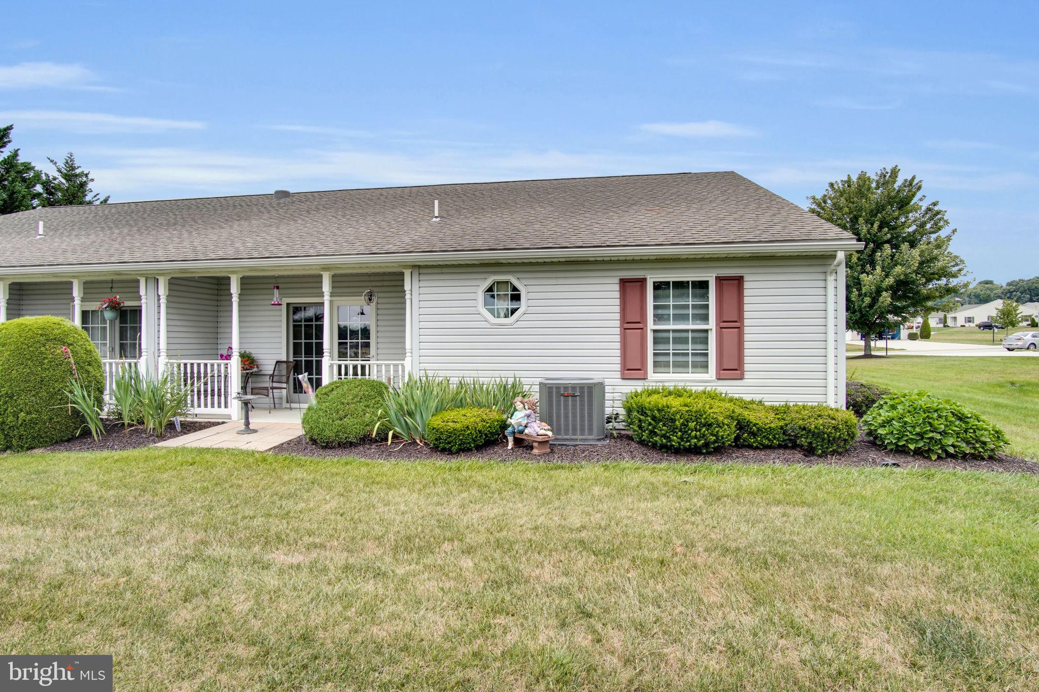 ROTH'S FARM VILLAGE - Residential