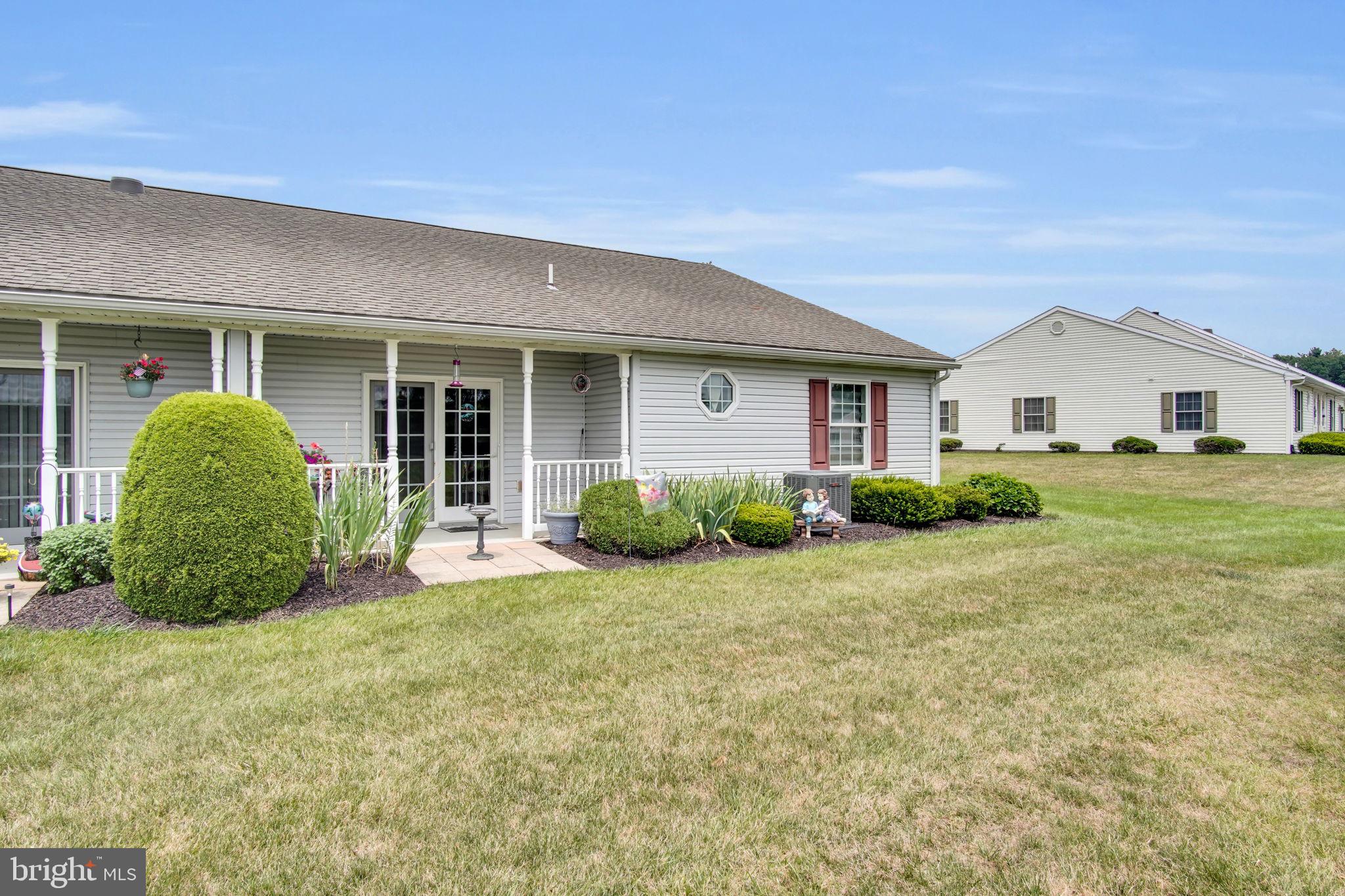 ROTH'S FARM VILLAGE - Residential