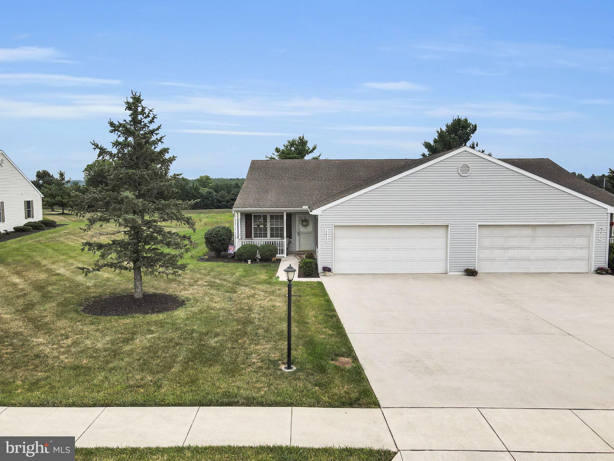 ROTH'S FARM VILLAGE - Residential