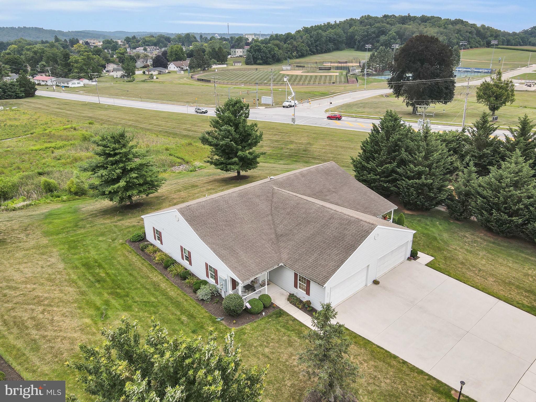 ROTH'S FARM VILLAGE - Residential
