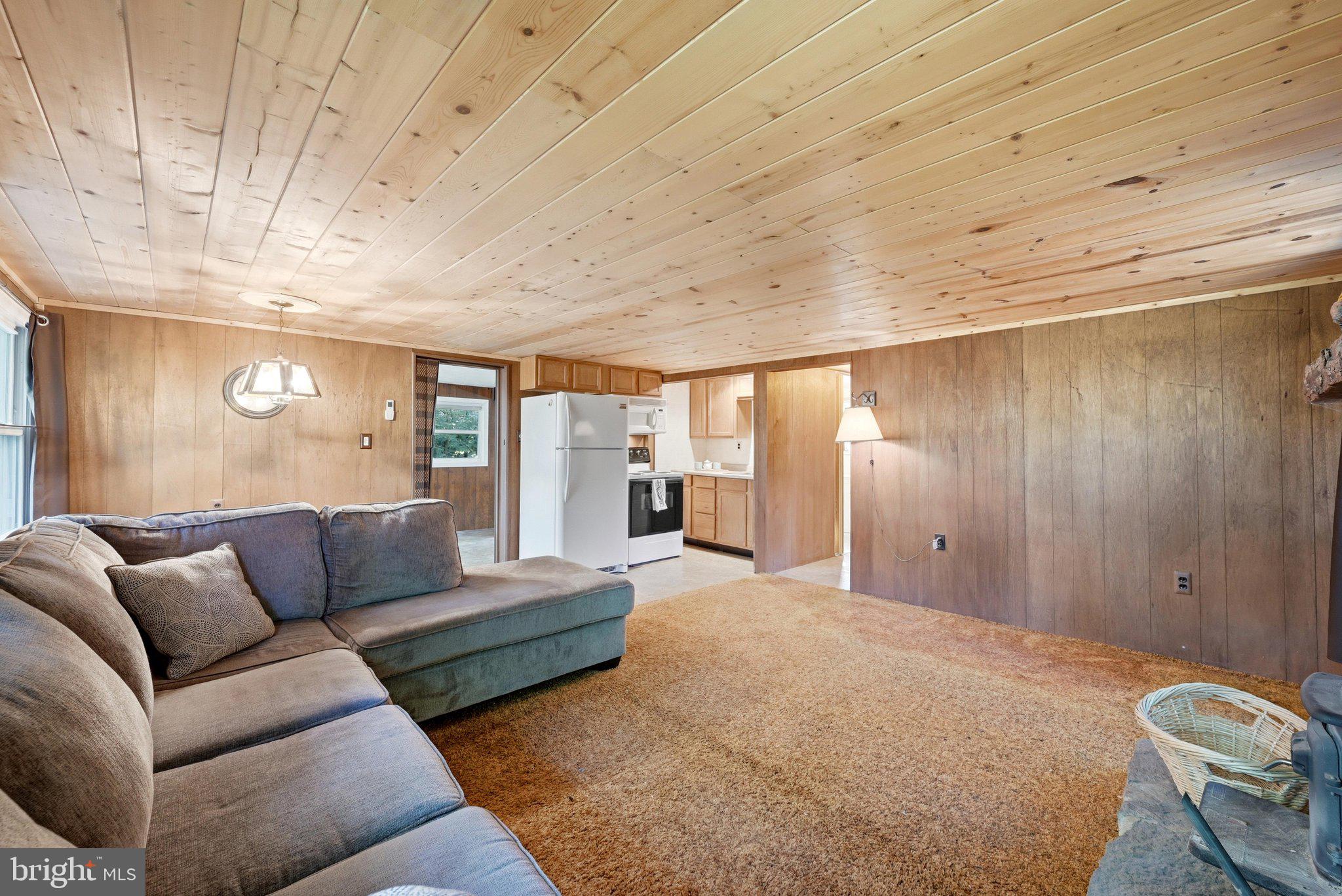 SHAWNEELAND - Residential