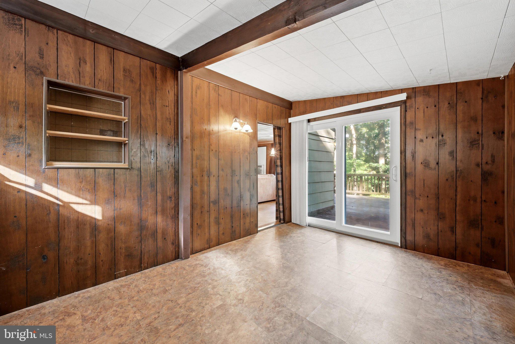 SHAWNEELAND - Residential