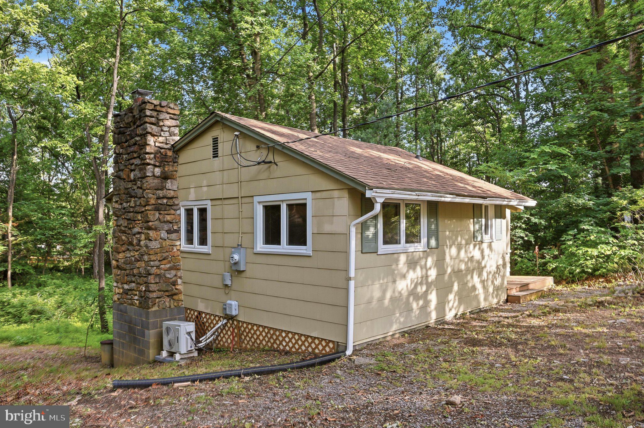 SHAWNEELAND - Residential