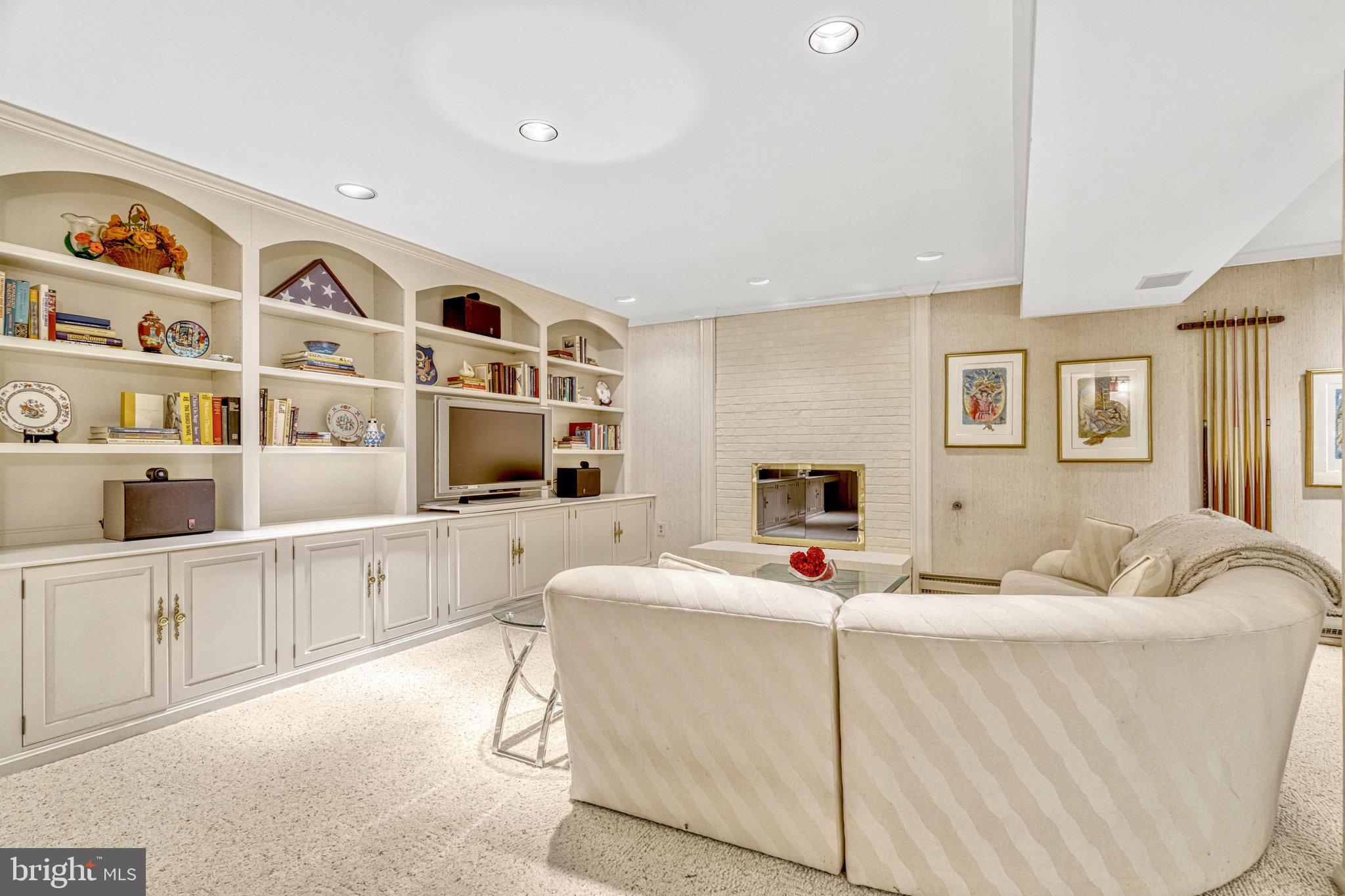TIMBERLY - Residential