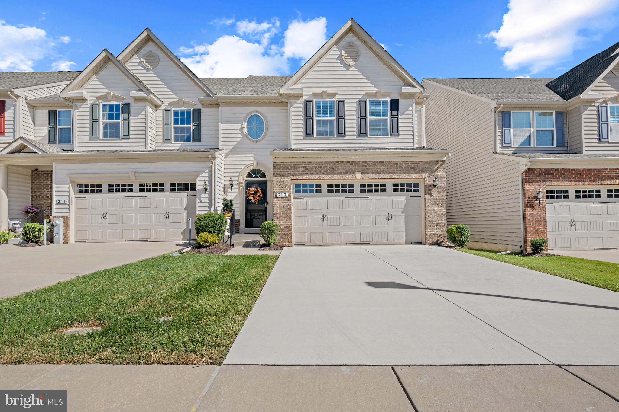 LEGACY AT FALLSTON COMMONS - Residential