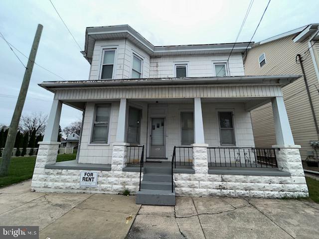 Newly renovated two bedroom one bath apartment. Located on the first floor with large parking lot attached. Washer dryer hookup in unit. Large open layout with lots of room for entertaining or relaxing with family. 

No Smoking. $50 nonrefundable application fee required per applicant and $50 one time admin fee if selected. 

AGENTS READ REMARKS