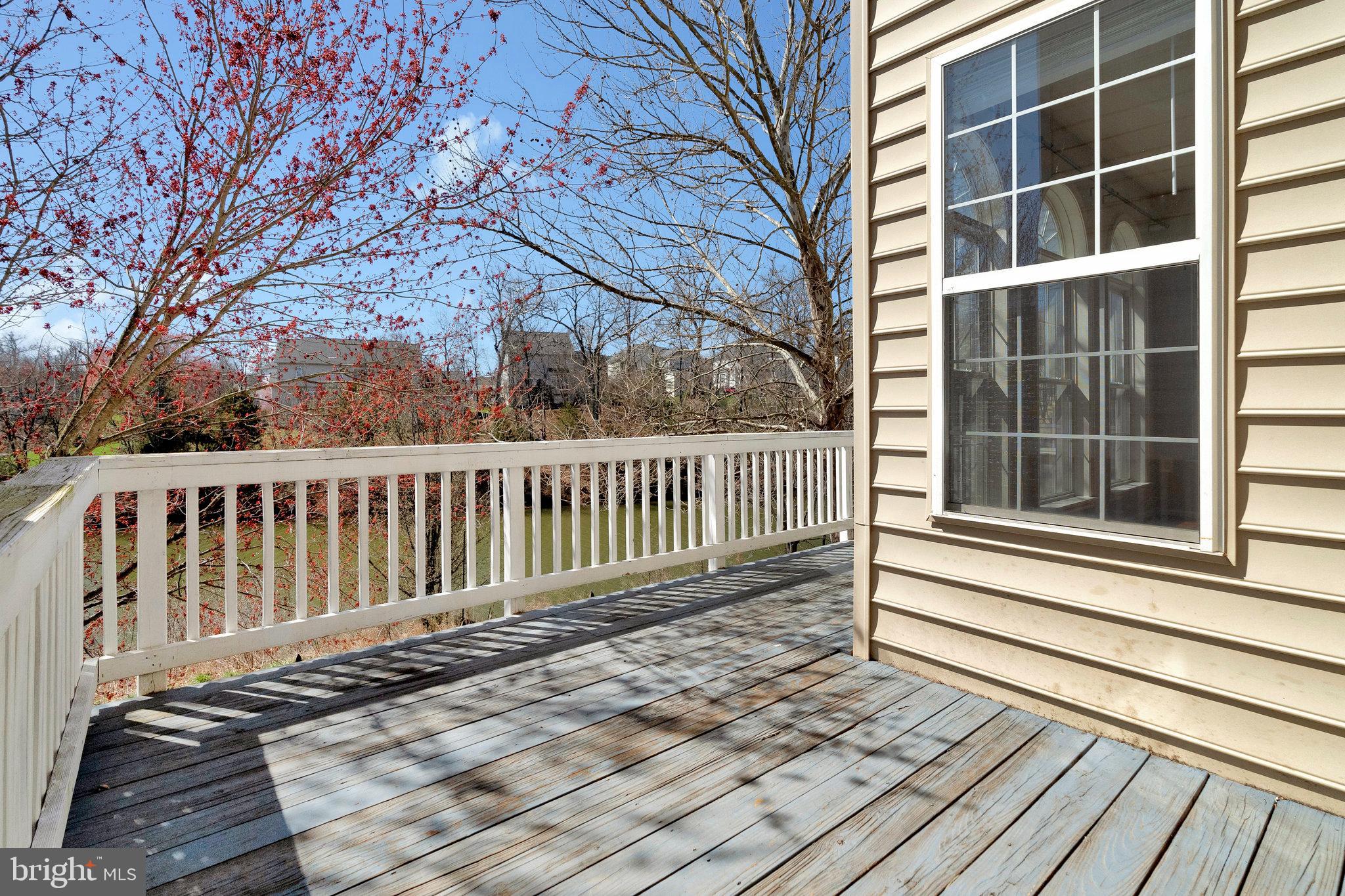 NORTHLAKE - Residential Lease