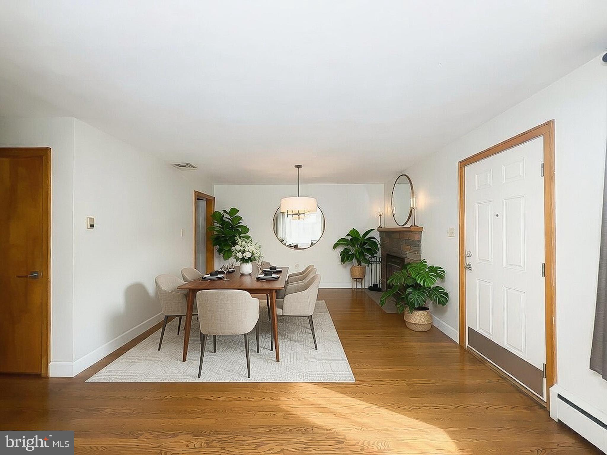 COLONIAL PARK - Residential