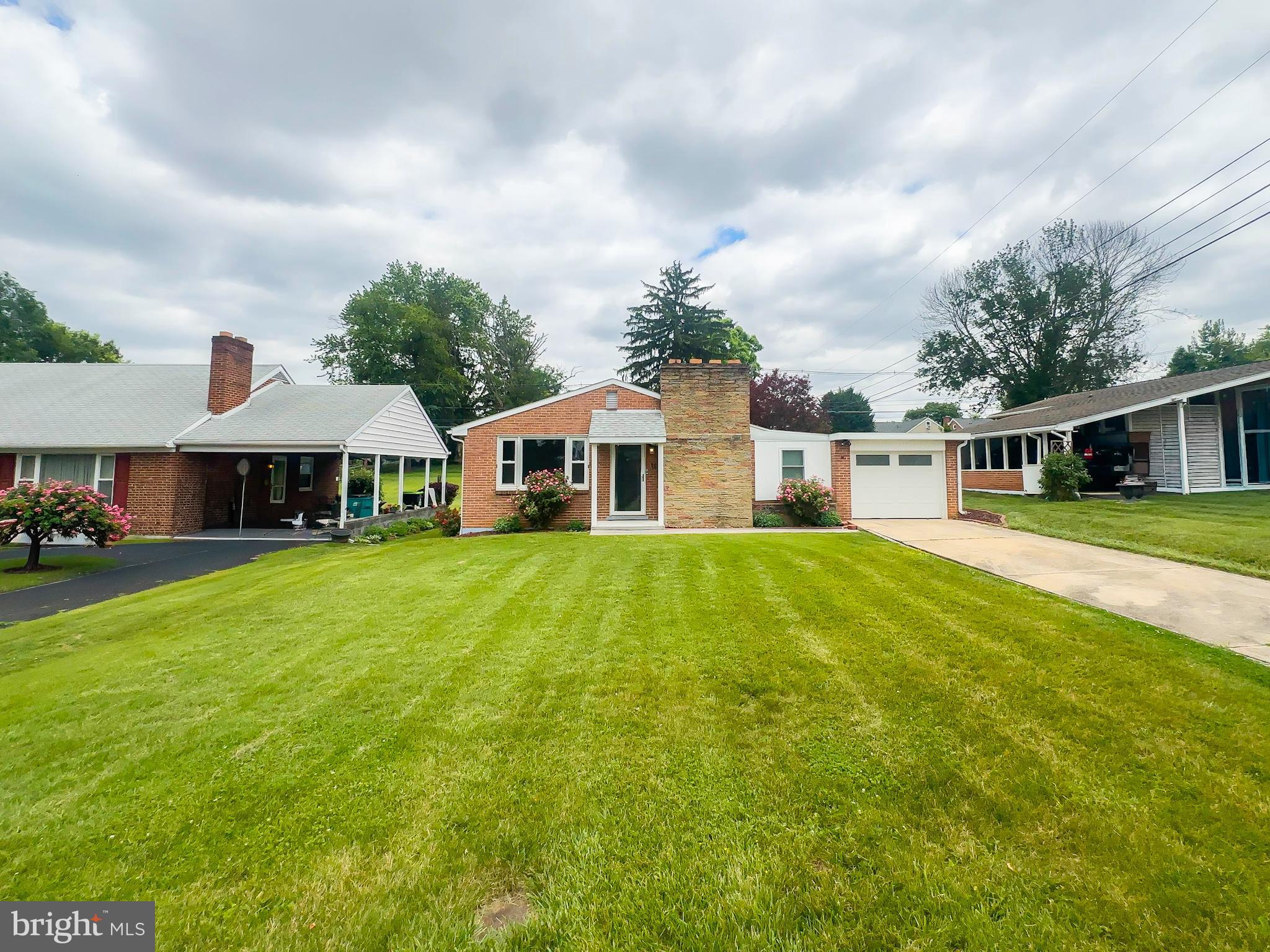 COLONIAL PARK - Residential