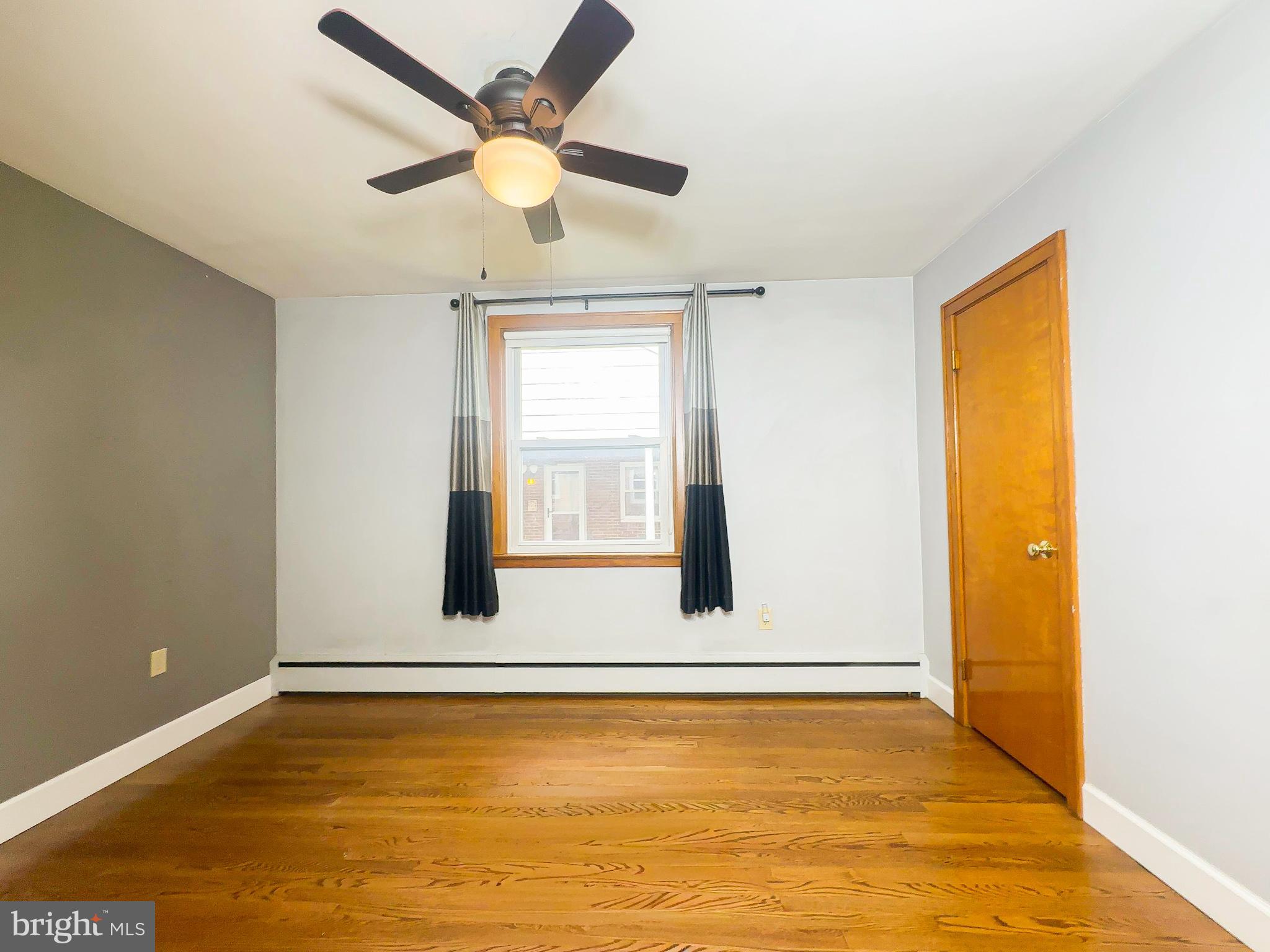 COLONIAL PARK - Residential